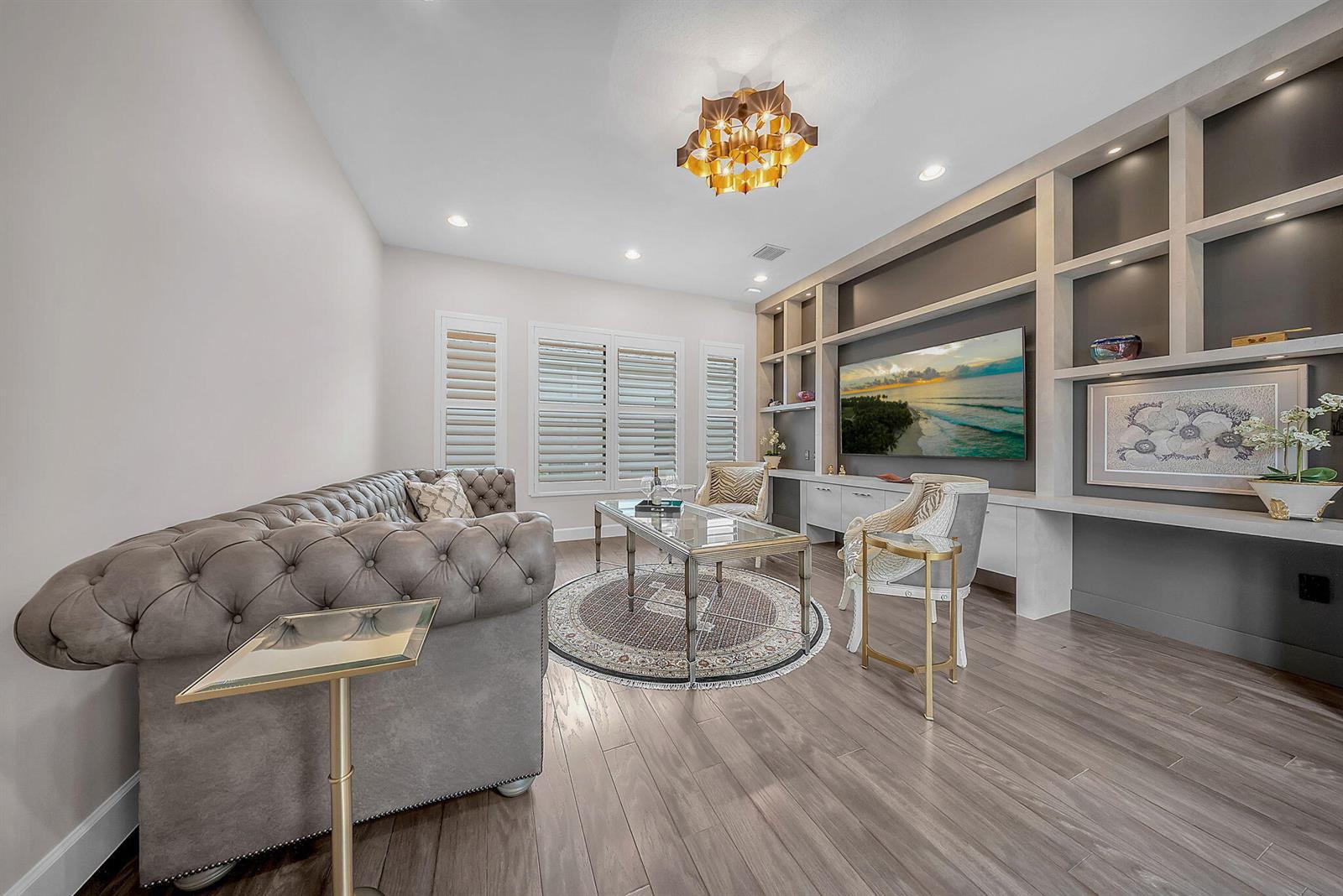 11340 Frosted Pine Manor