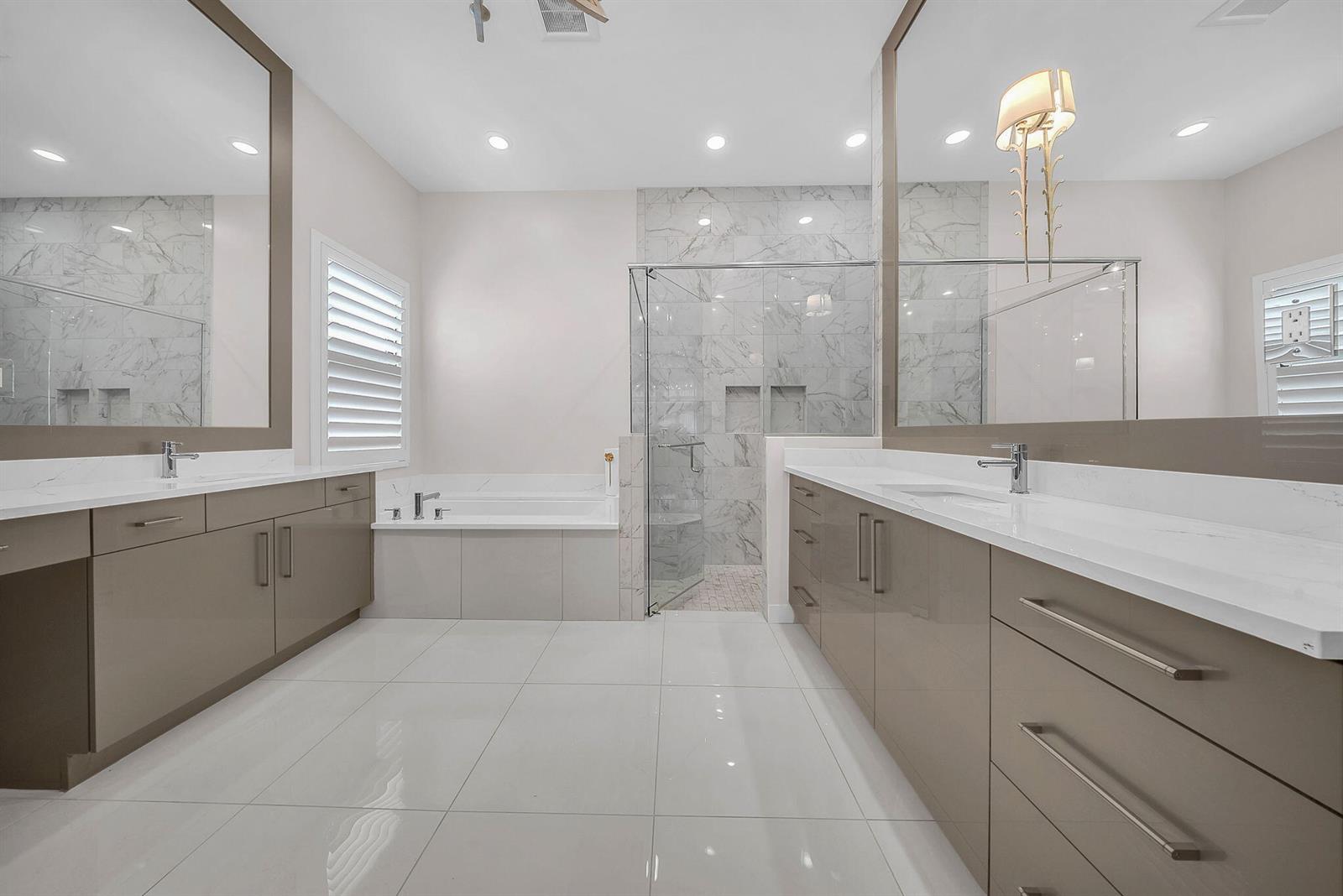 11340 Frosted Pine Manor
