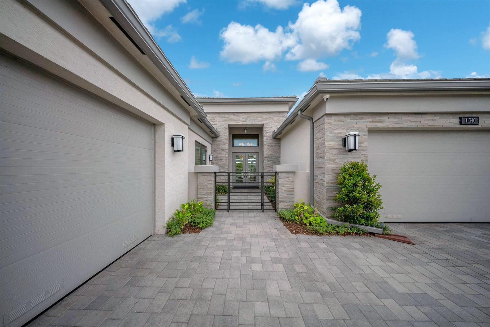 11340 Frosted Pine Manor