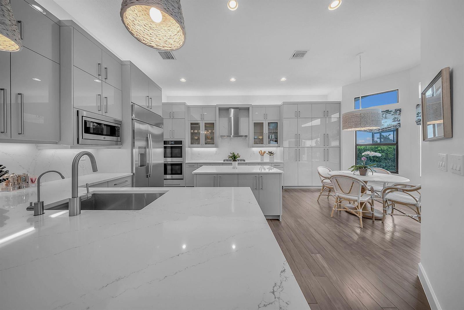 11340 Frosted Pine Manor