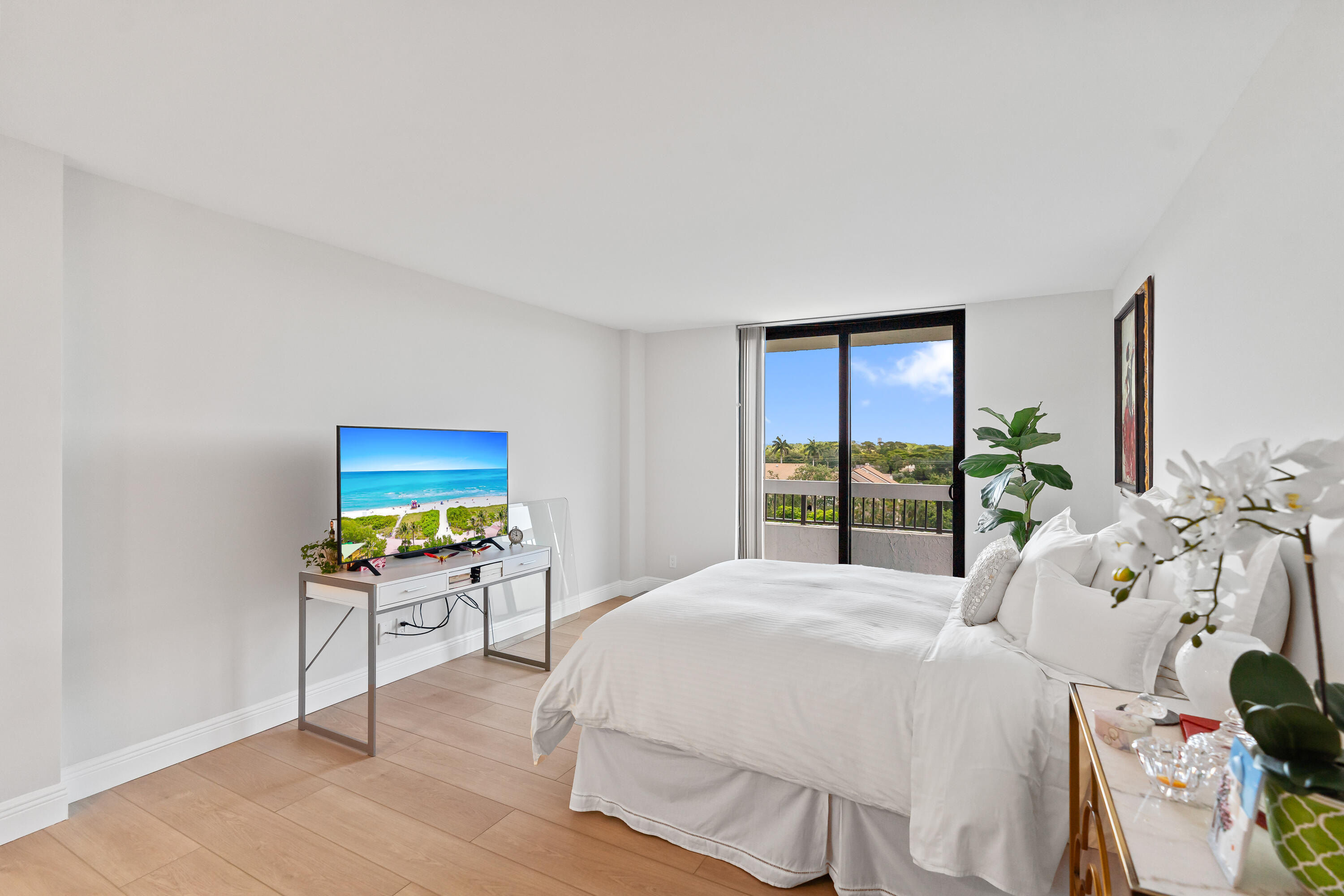 23200 Camino Del Mar 603