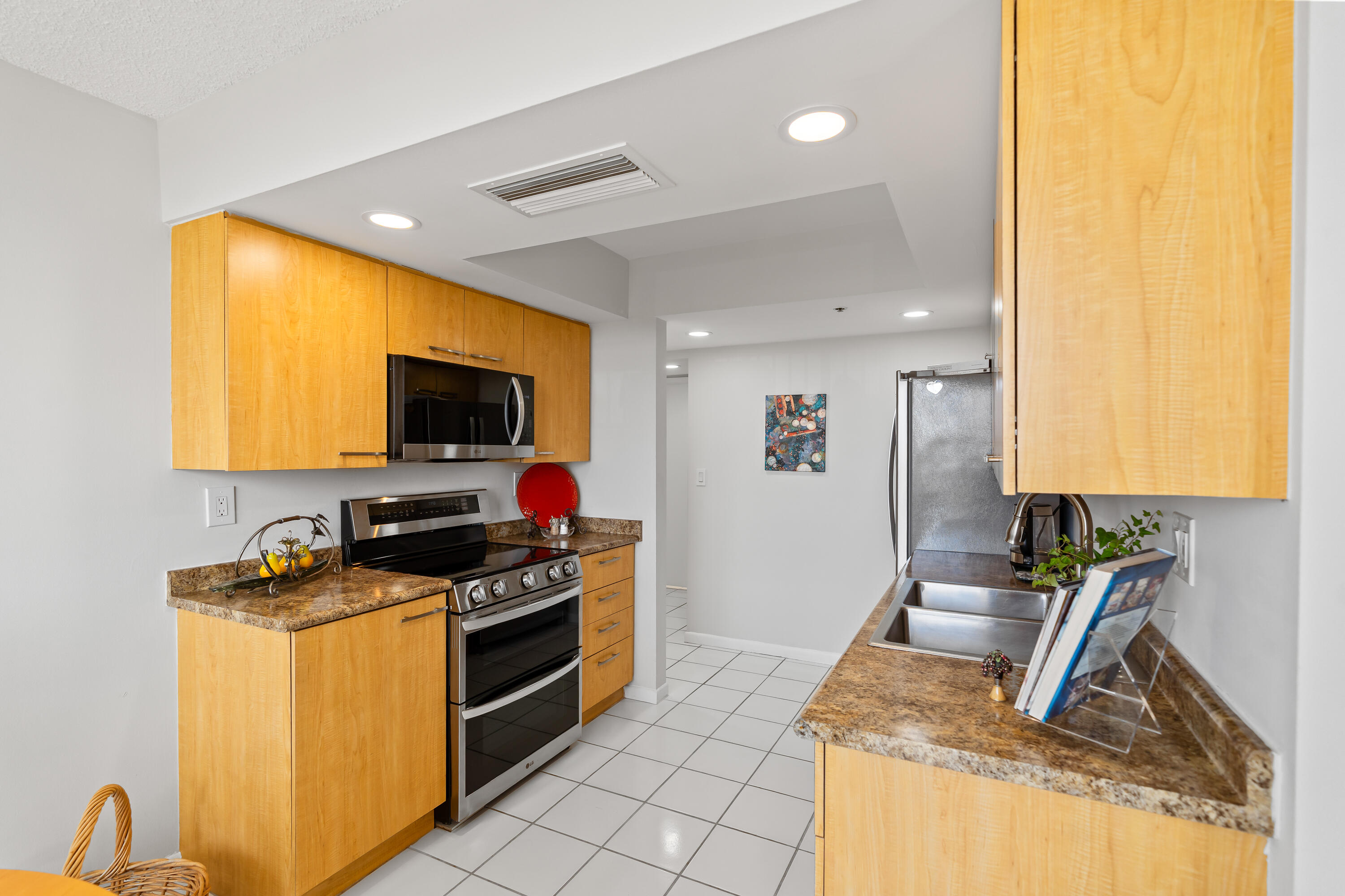 23200 Camino Del Mar 603