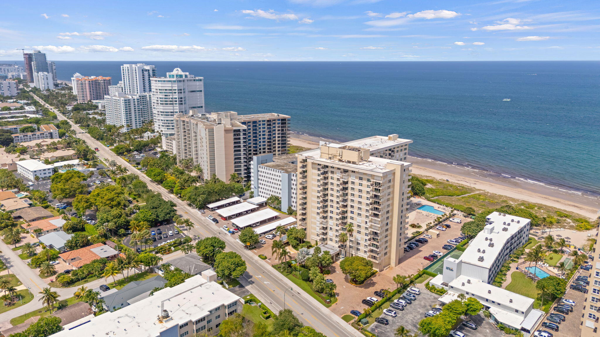 1900 S Ocean Boulevard 10j, Lauderdale-By-The-Sea Unit: 10j