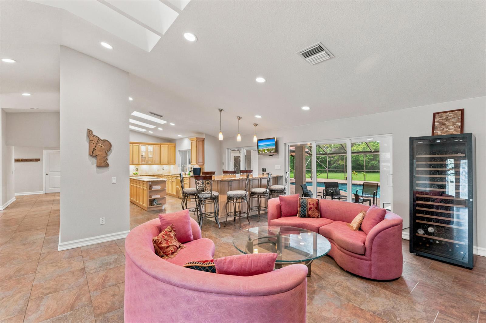 22829 Horse Shoe Way