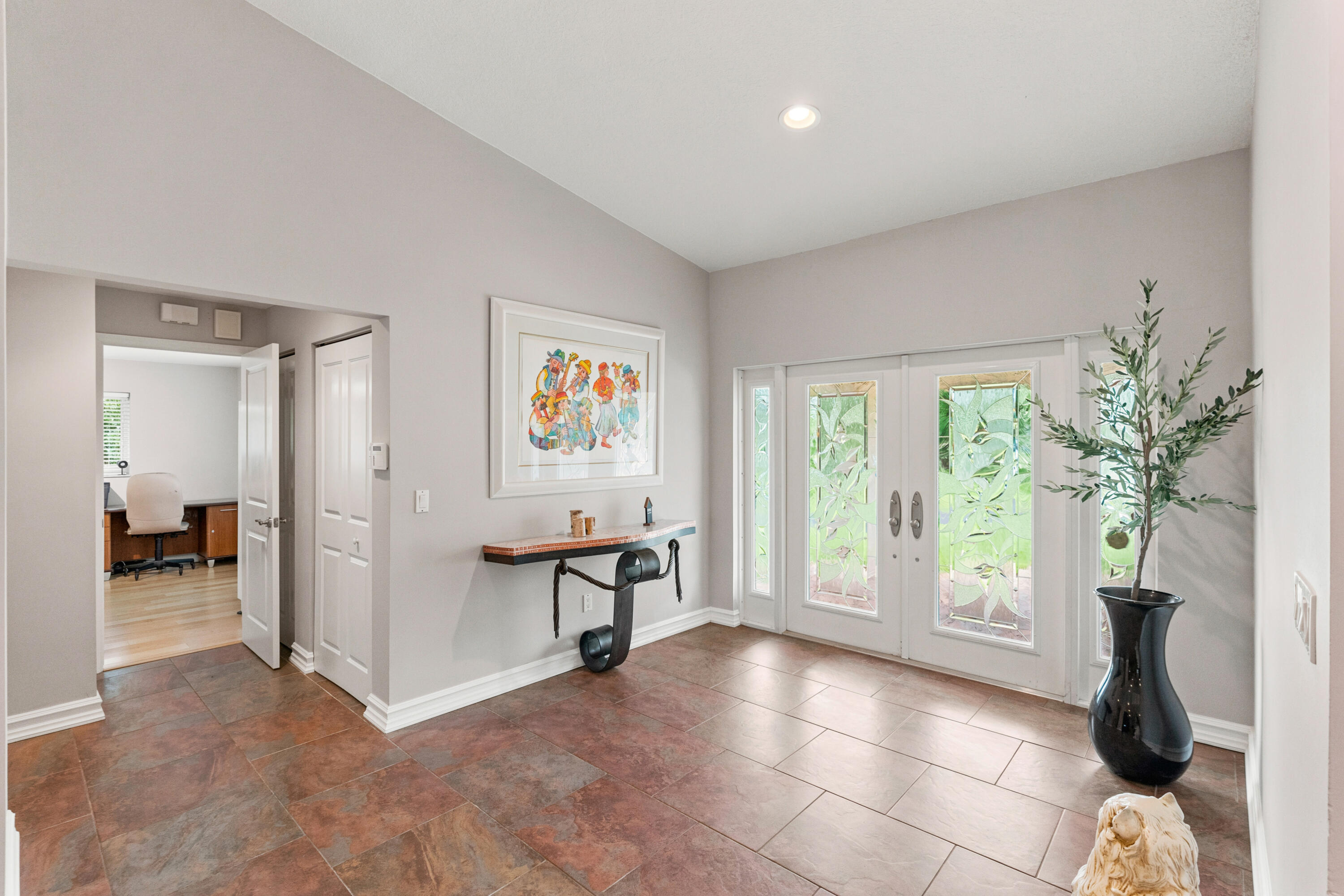 22829 Horse Shoe Way