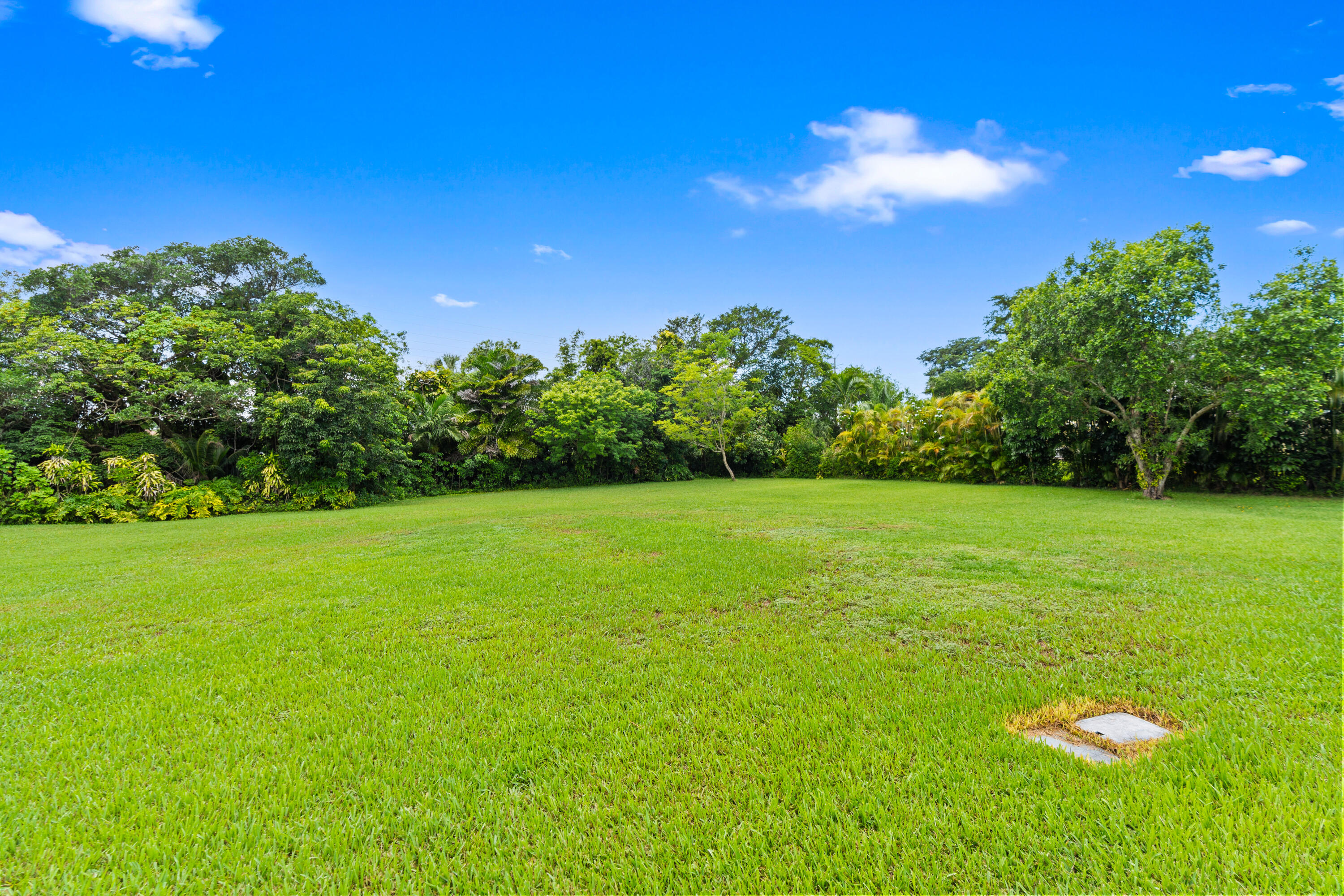 22829 Horse Shoe Way