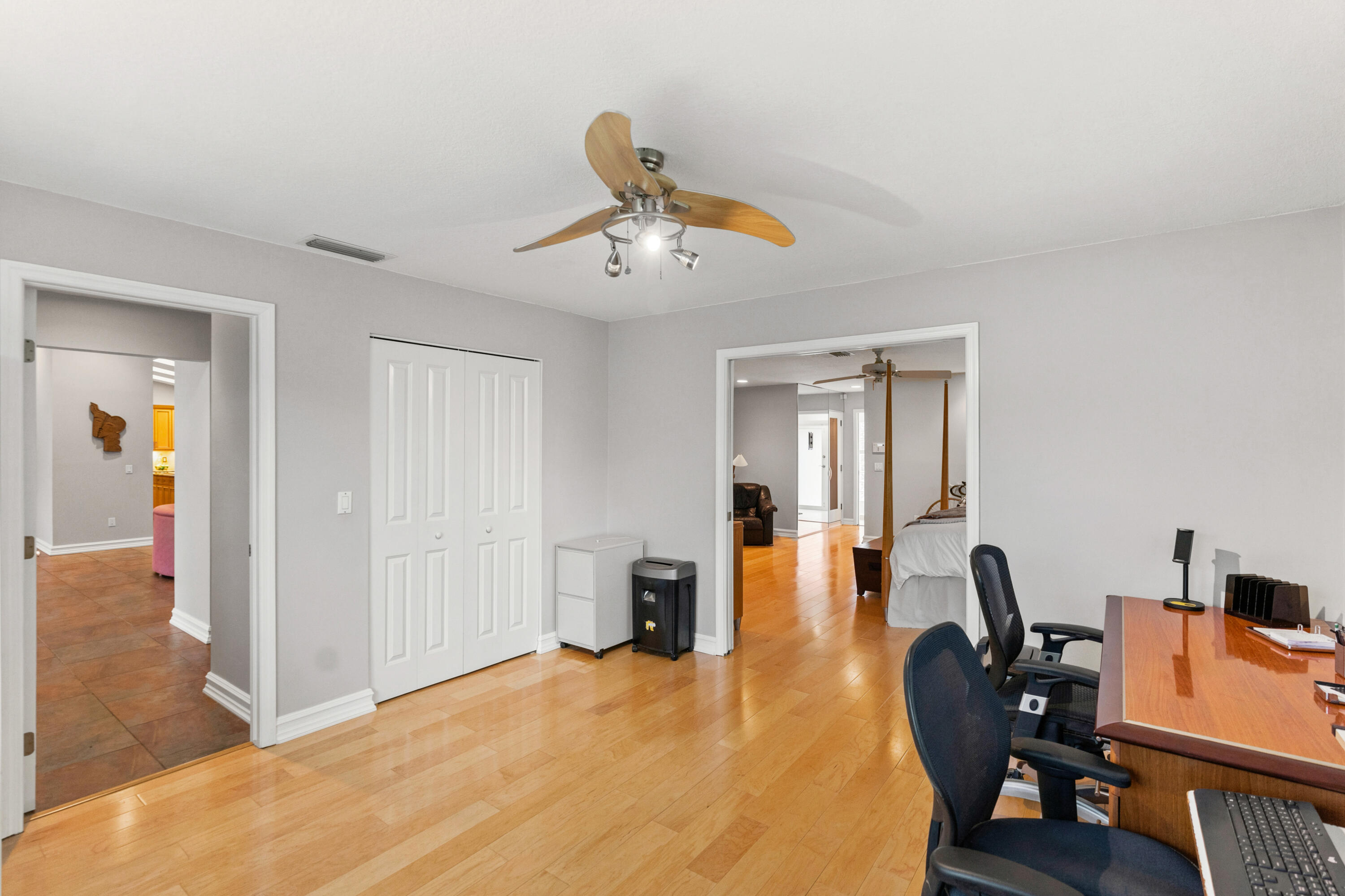 22829 Horse Shoe Way