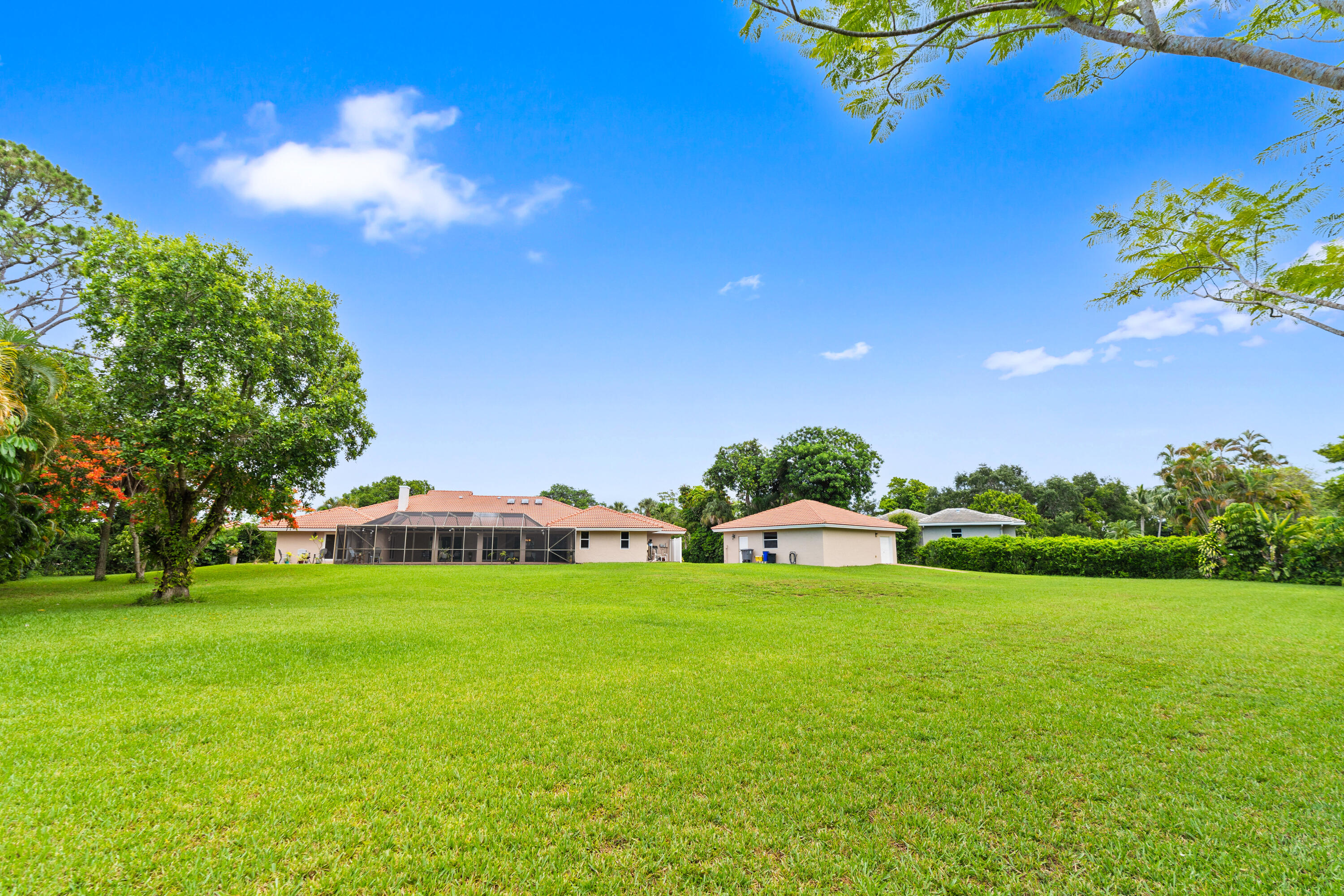 22829 Horse Shoe Way
