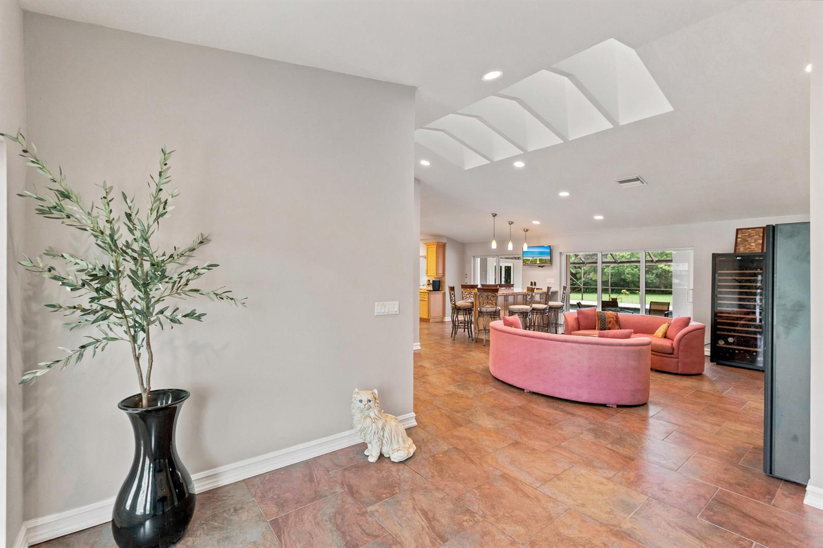 22829 Horse Shoe Way