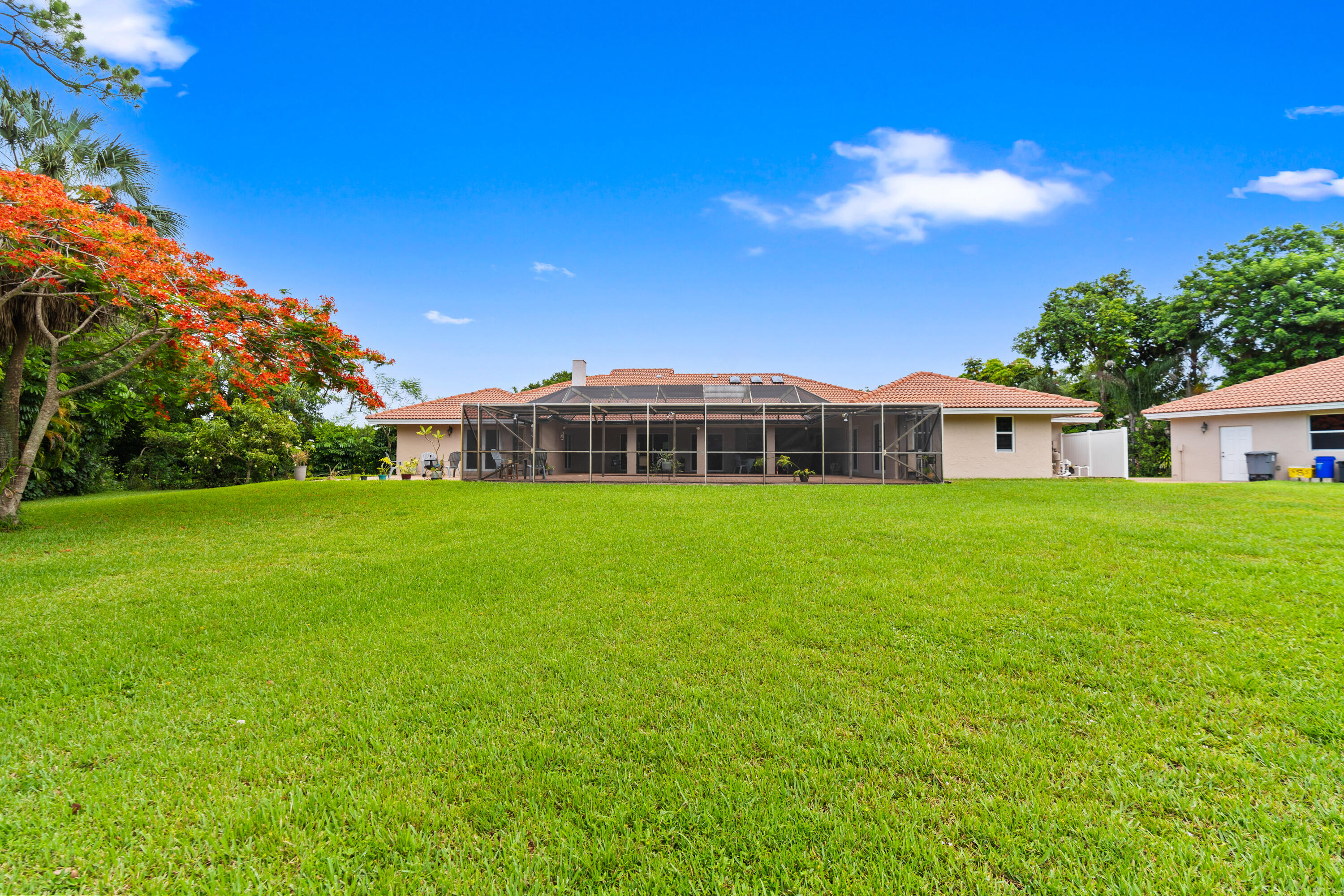 22829 Horse Shoe Way