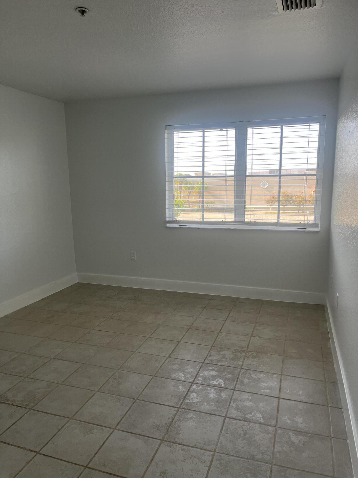 2137 SHOMA Drive 156