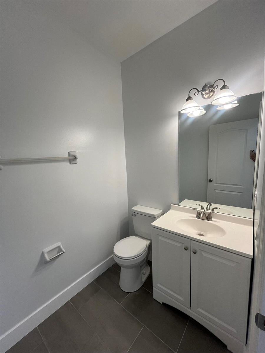 2137 SHOMA Drive # 156