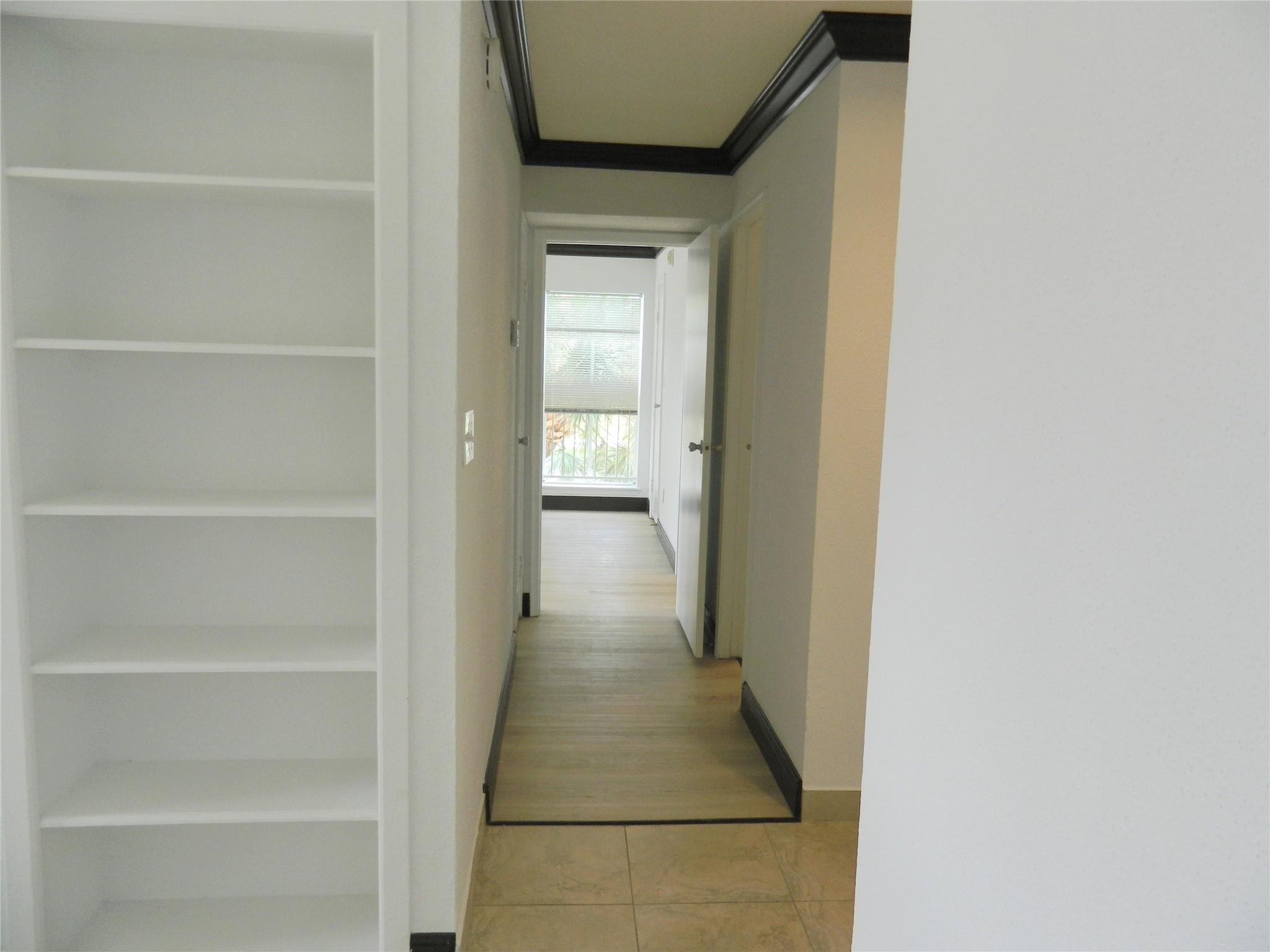 977 Riverside Dr 231