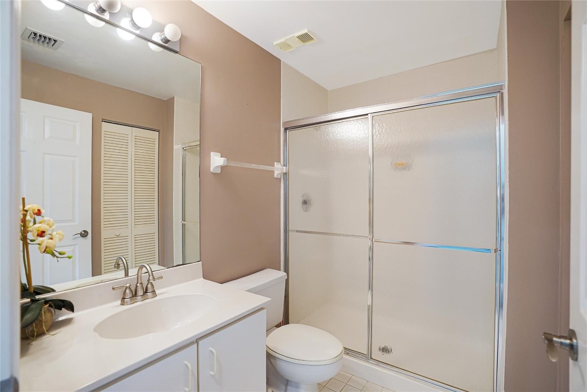11634 Briarwood Cir 3