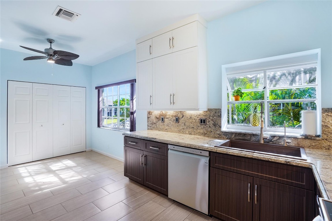 11634 Briarwood Cir 3