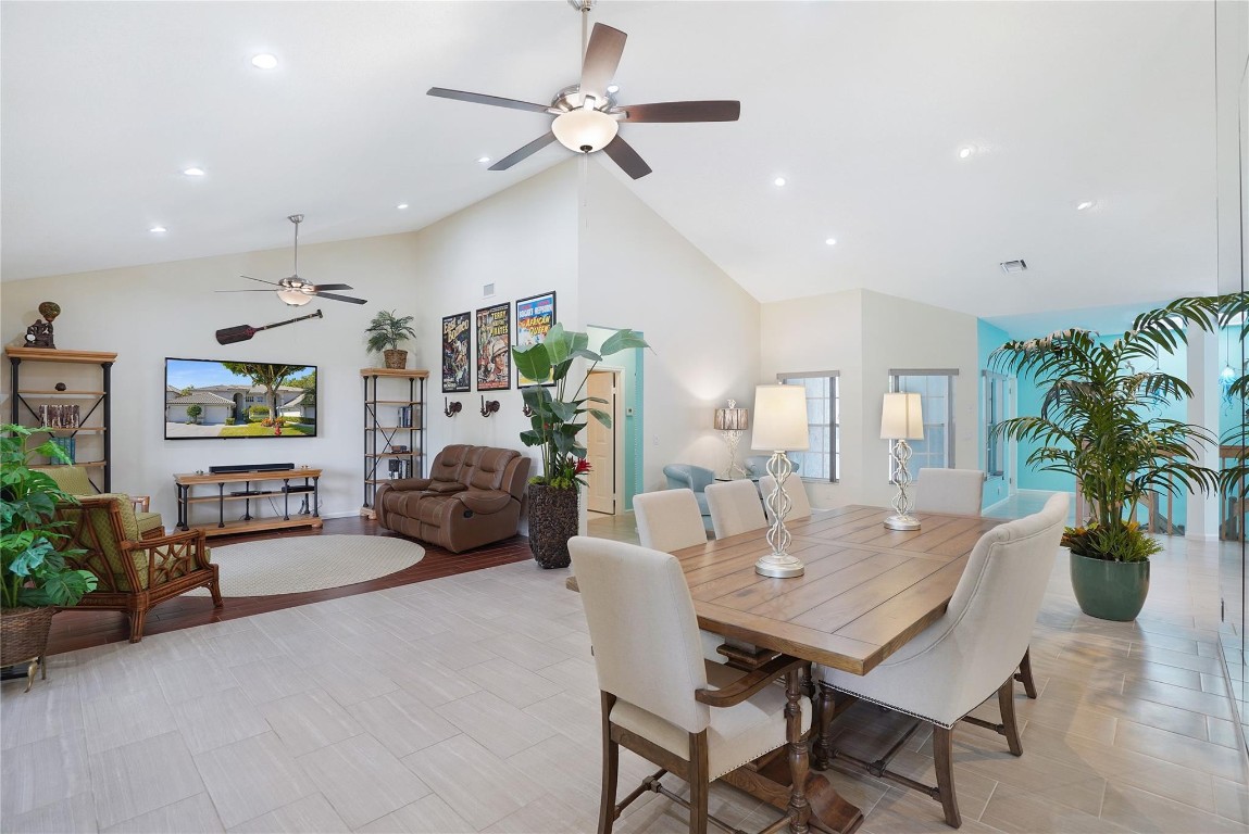 11634 Briarwood Cir 3