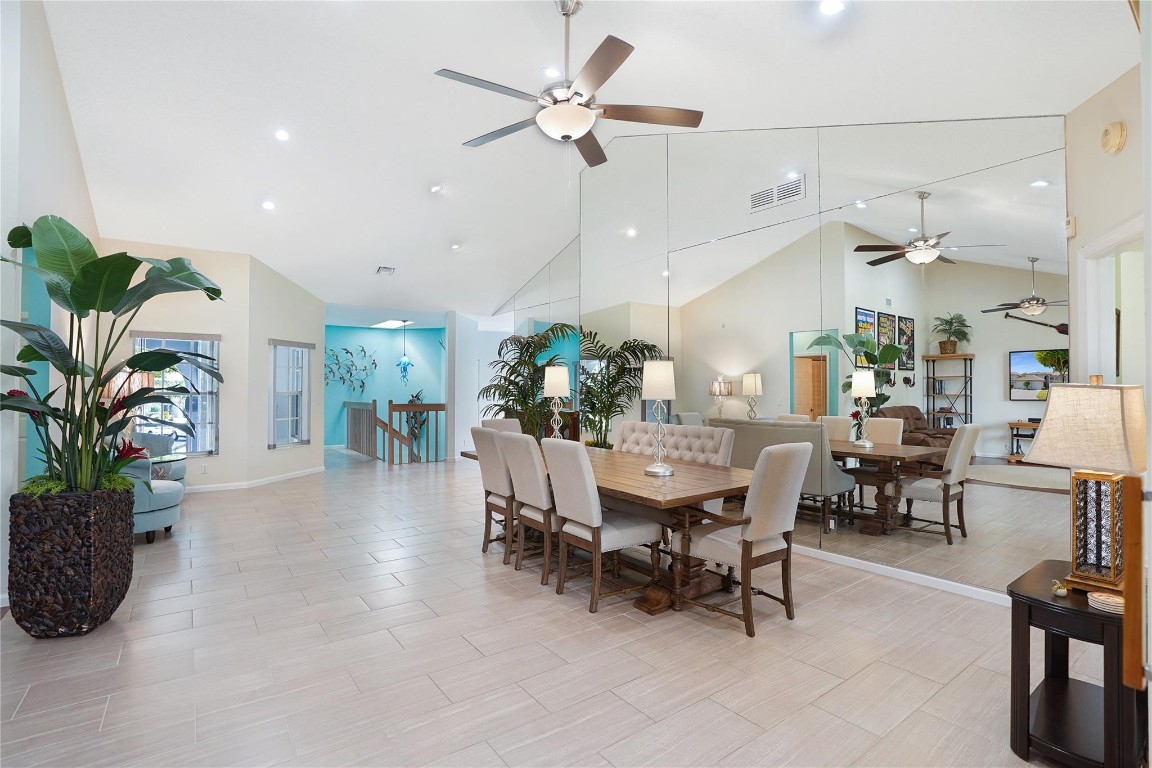11634 Briarwood Cir 3