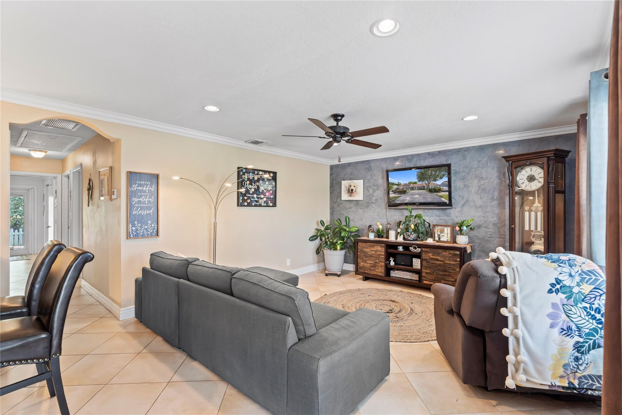 504 NW 47th St
