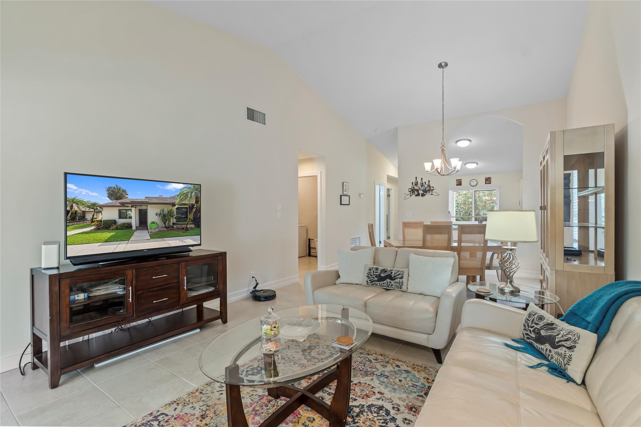 3218 Carambola Cir 3218