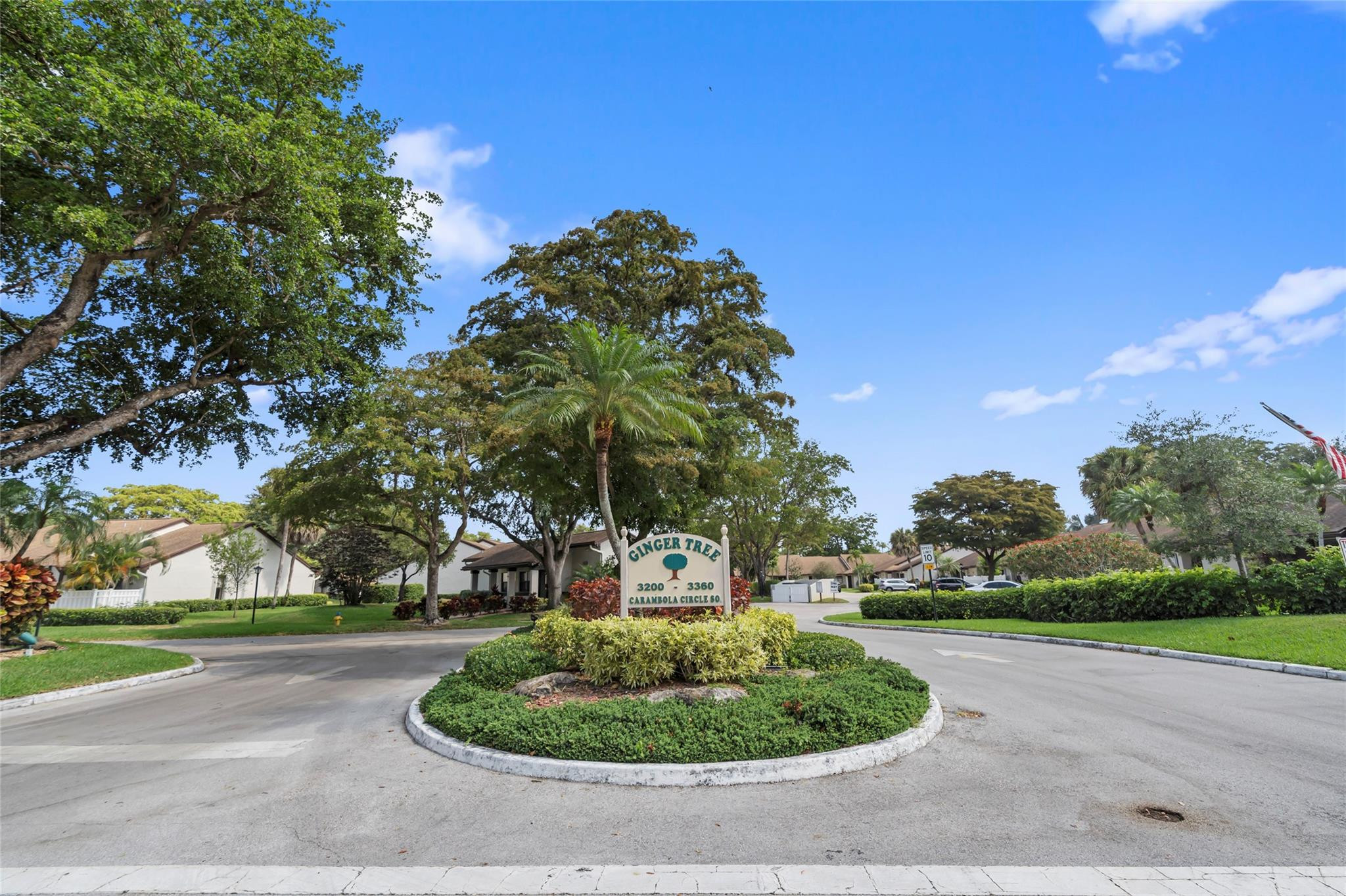 3218 Carambola Cir 3218