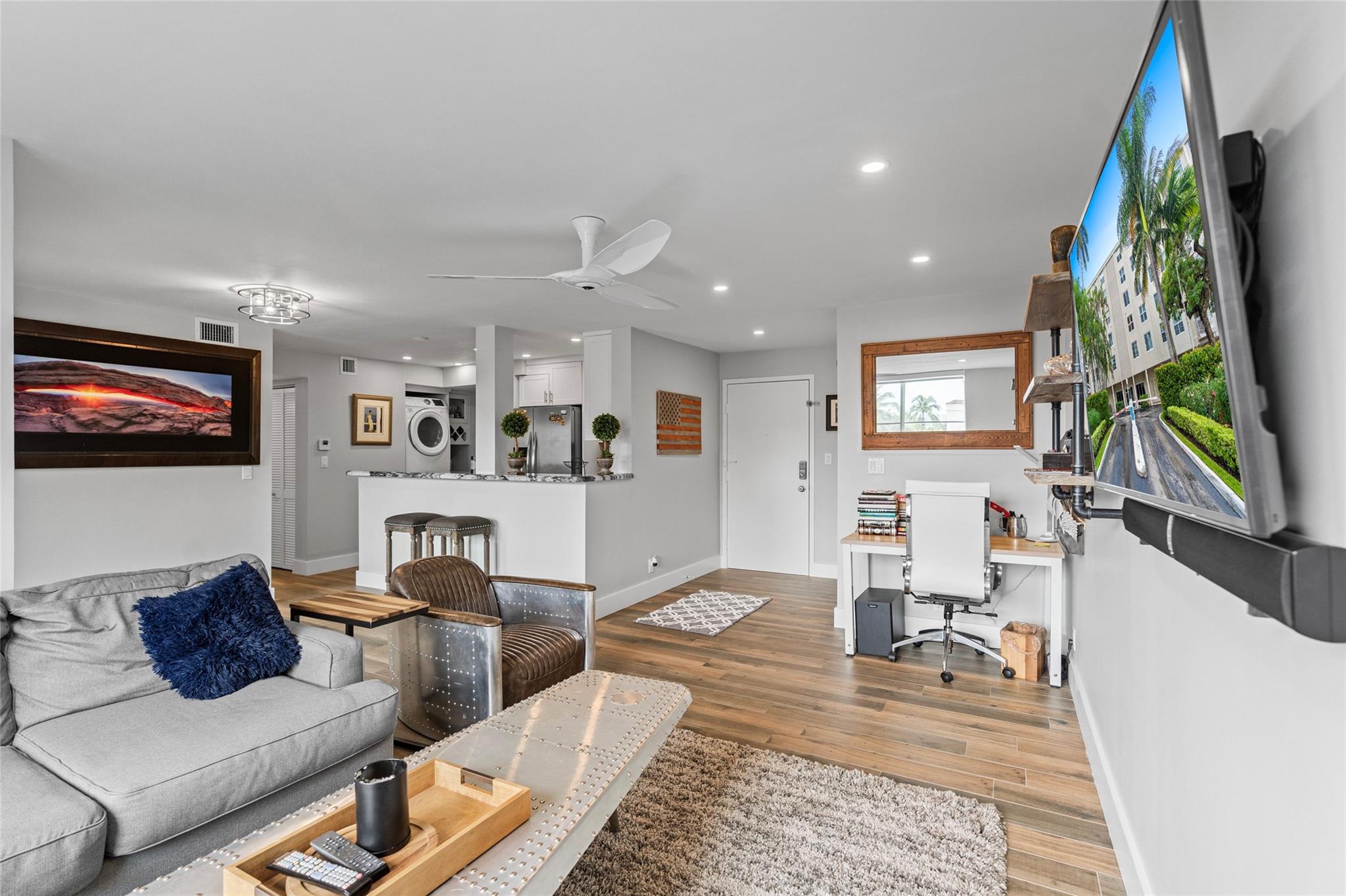 1600 SE 15th St 312