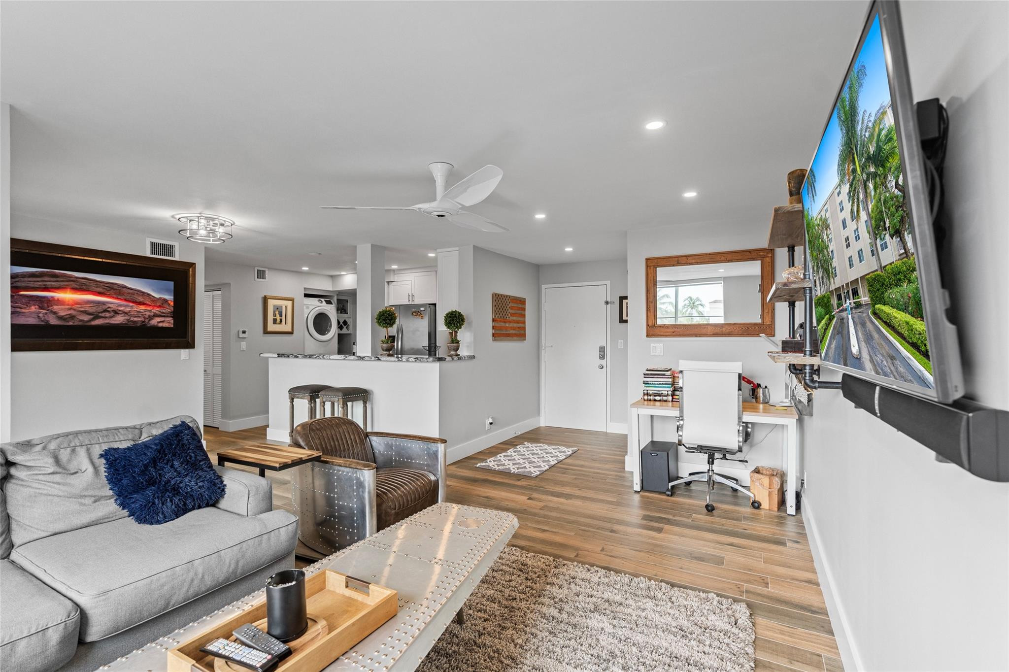 1600 SE 15th St 312