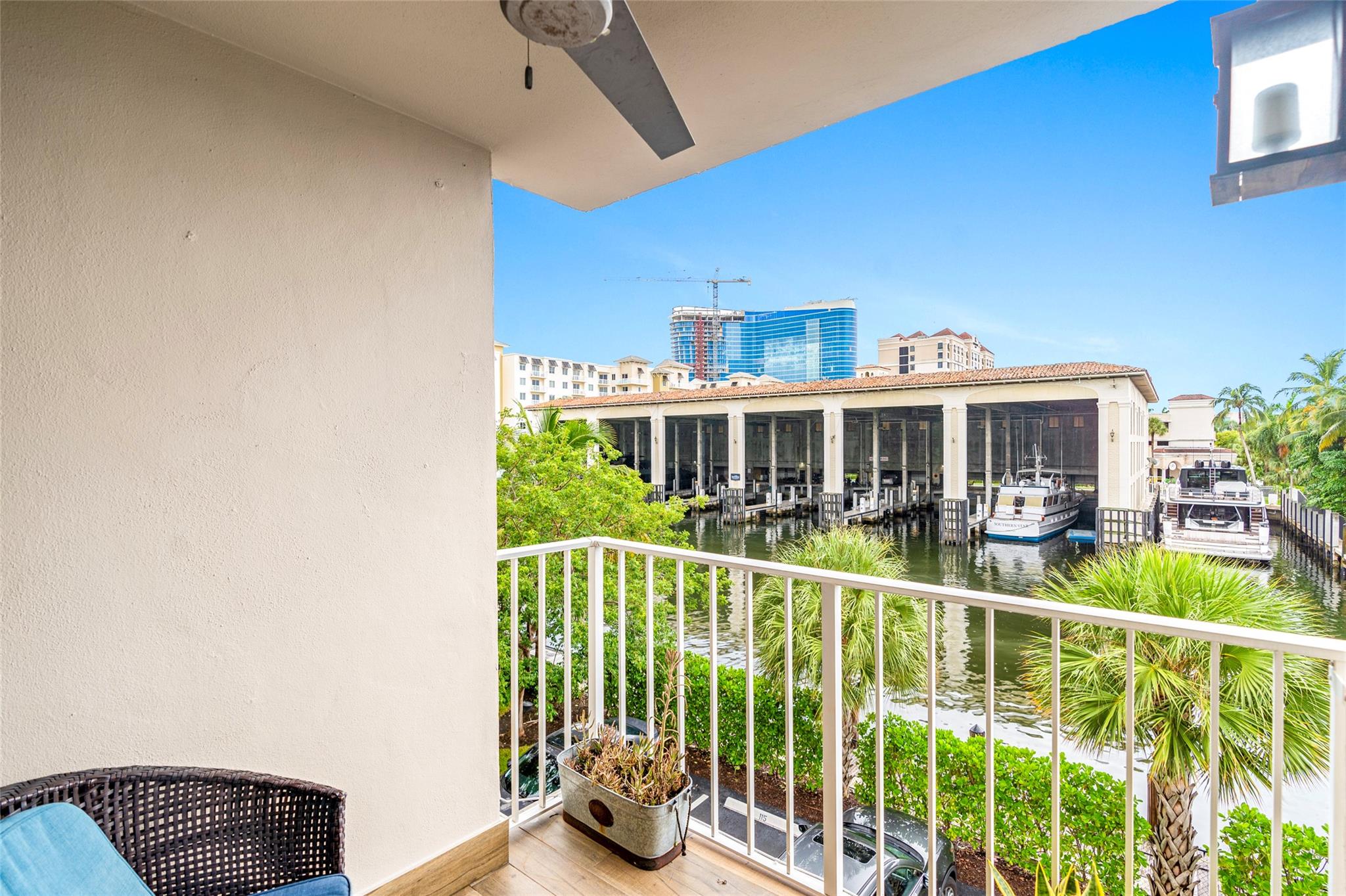 1600 SE 15th St 312