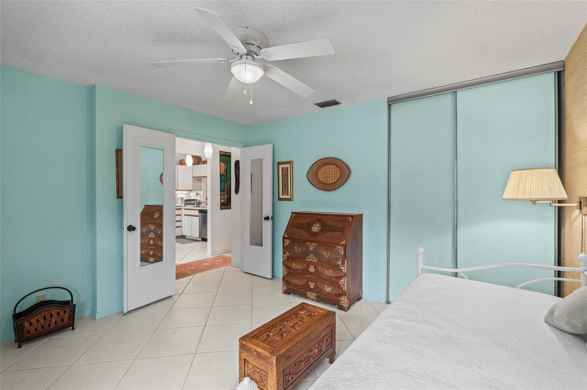 3238 Carambola Cir S 3238