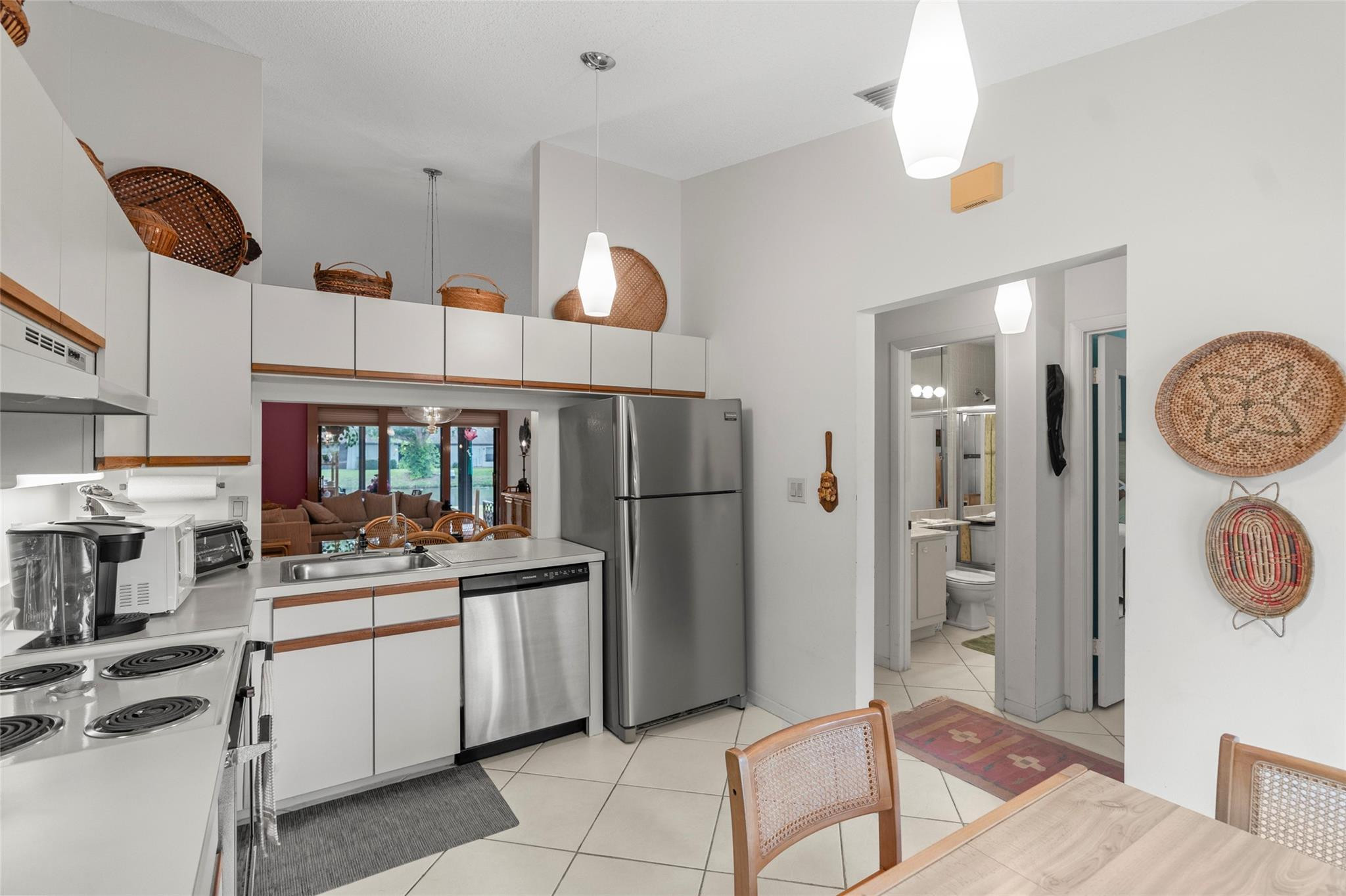 3238 Carambola Cir S 3238