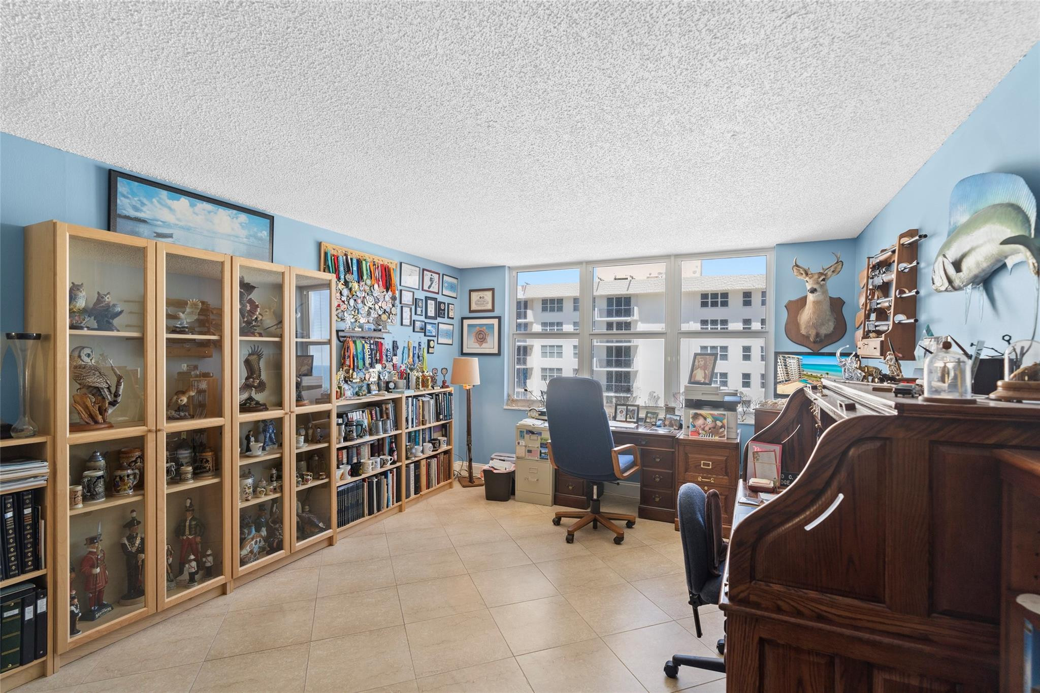 1147 Hillsboro Mile 809