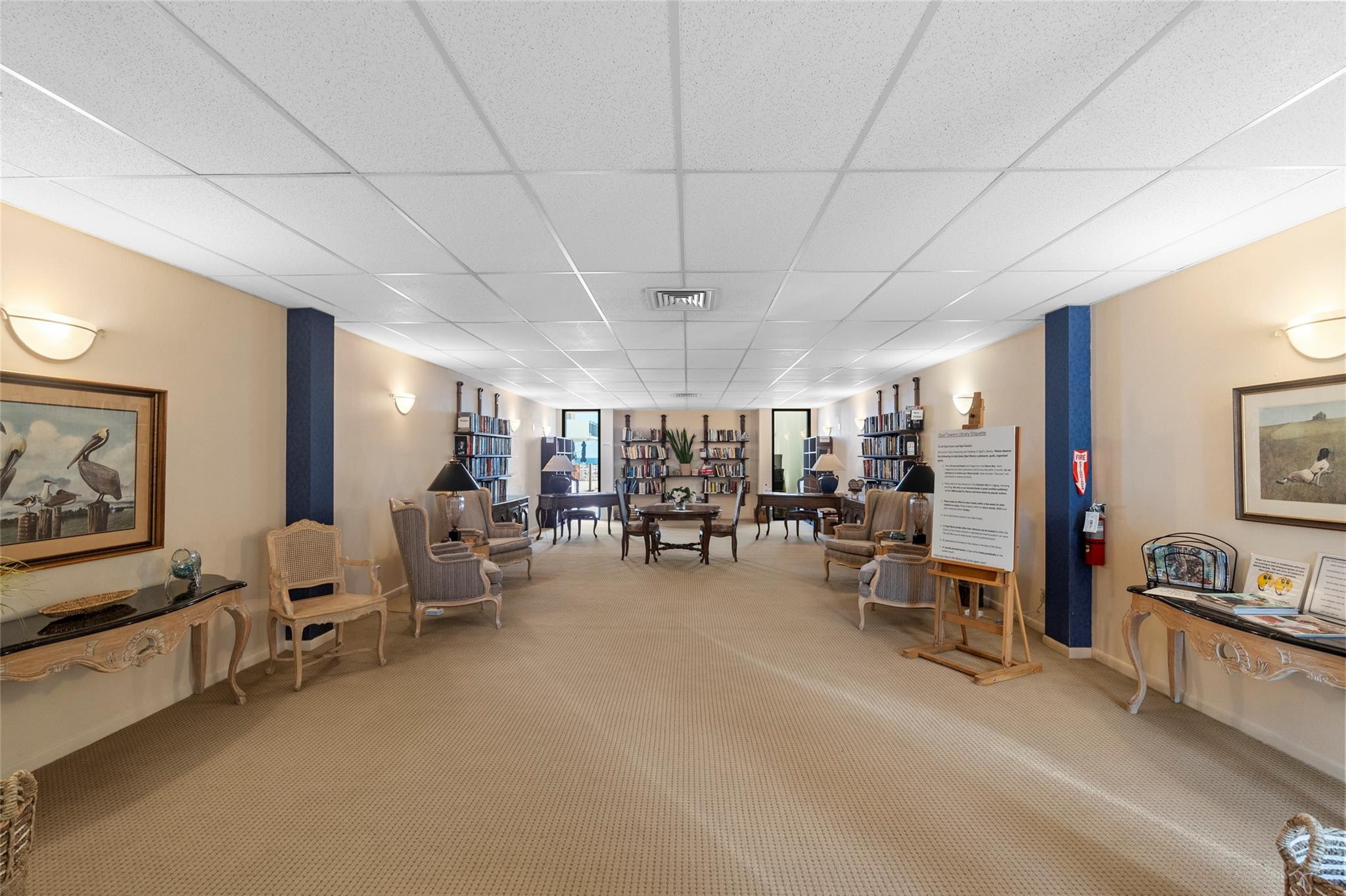 1147 Hillsboro Mile 809