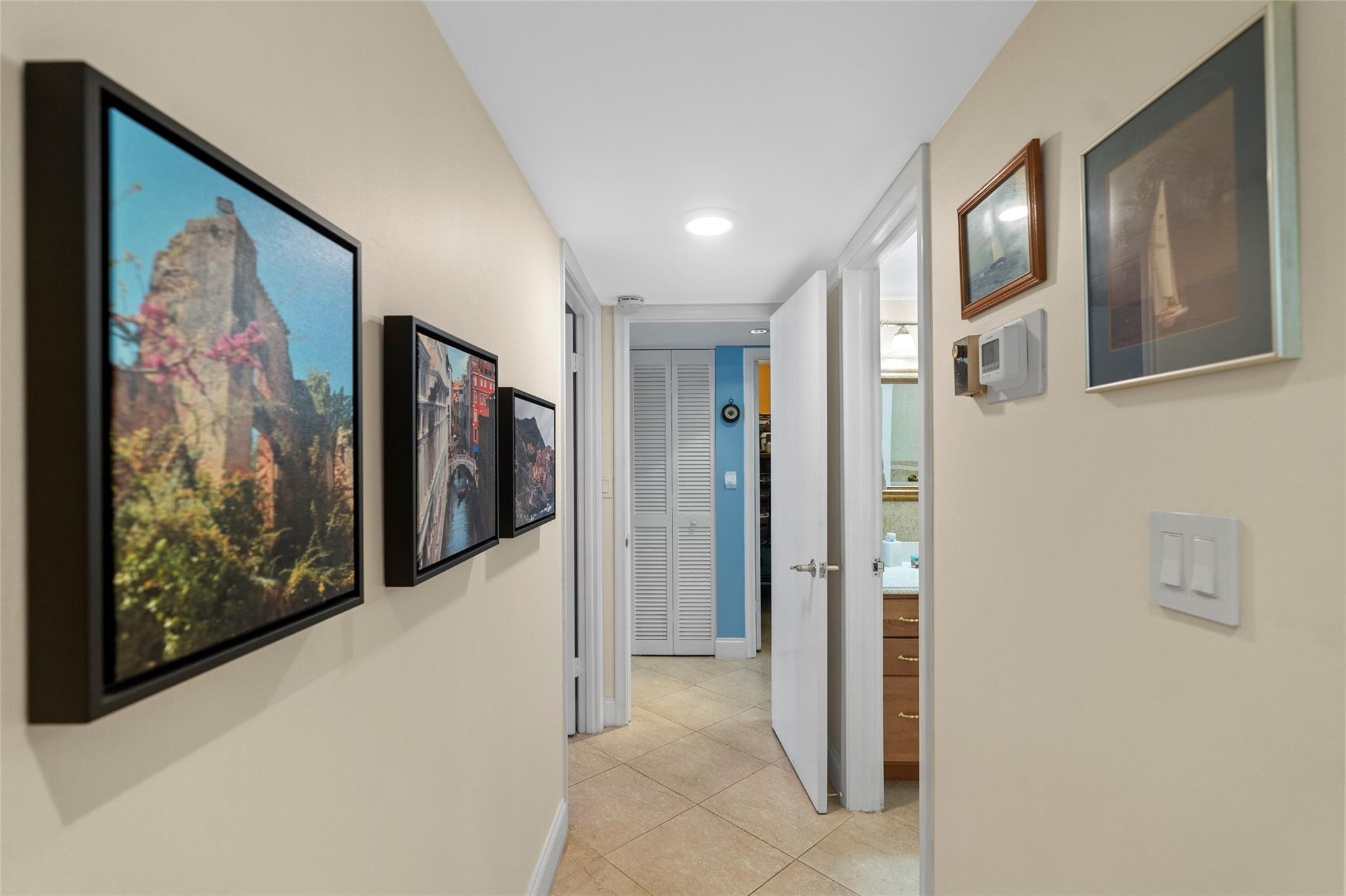 1147 Hillsboro Mile 809
