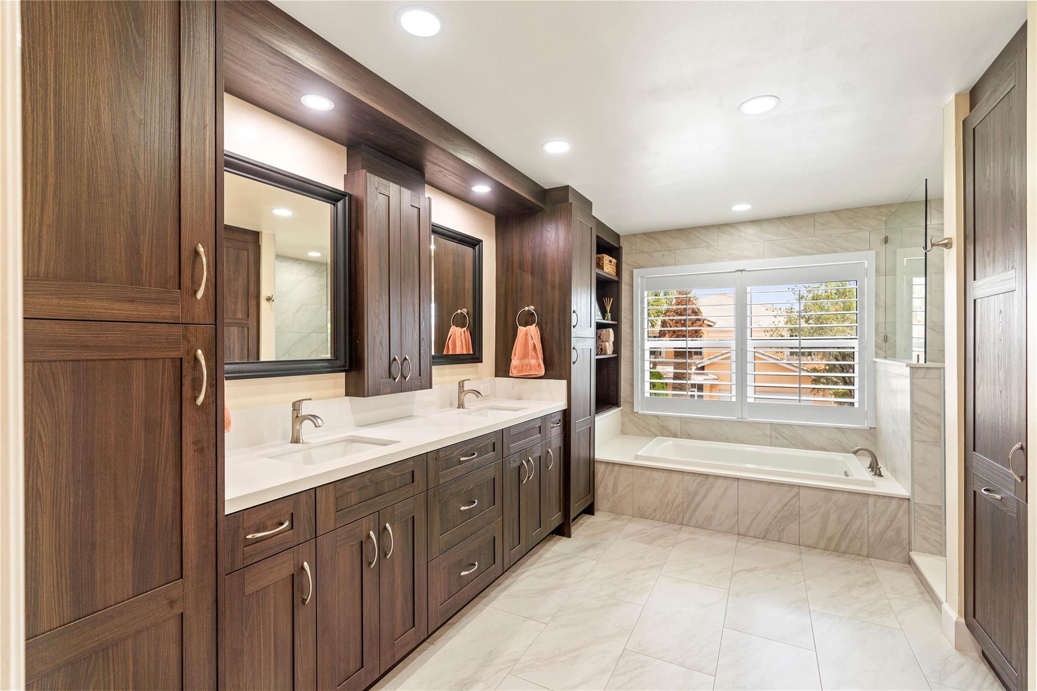 18082 Clear Brook Cir