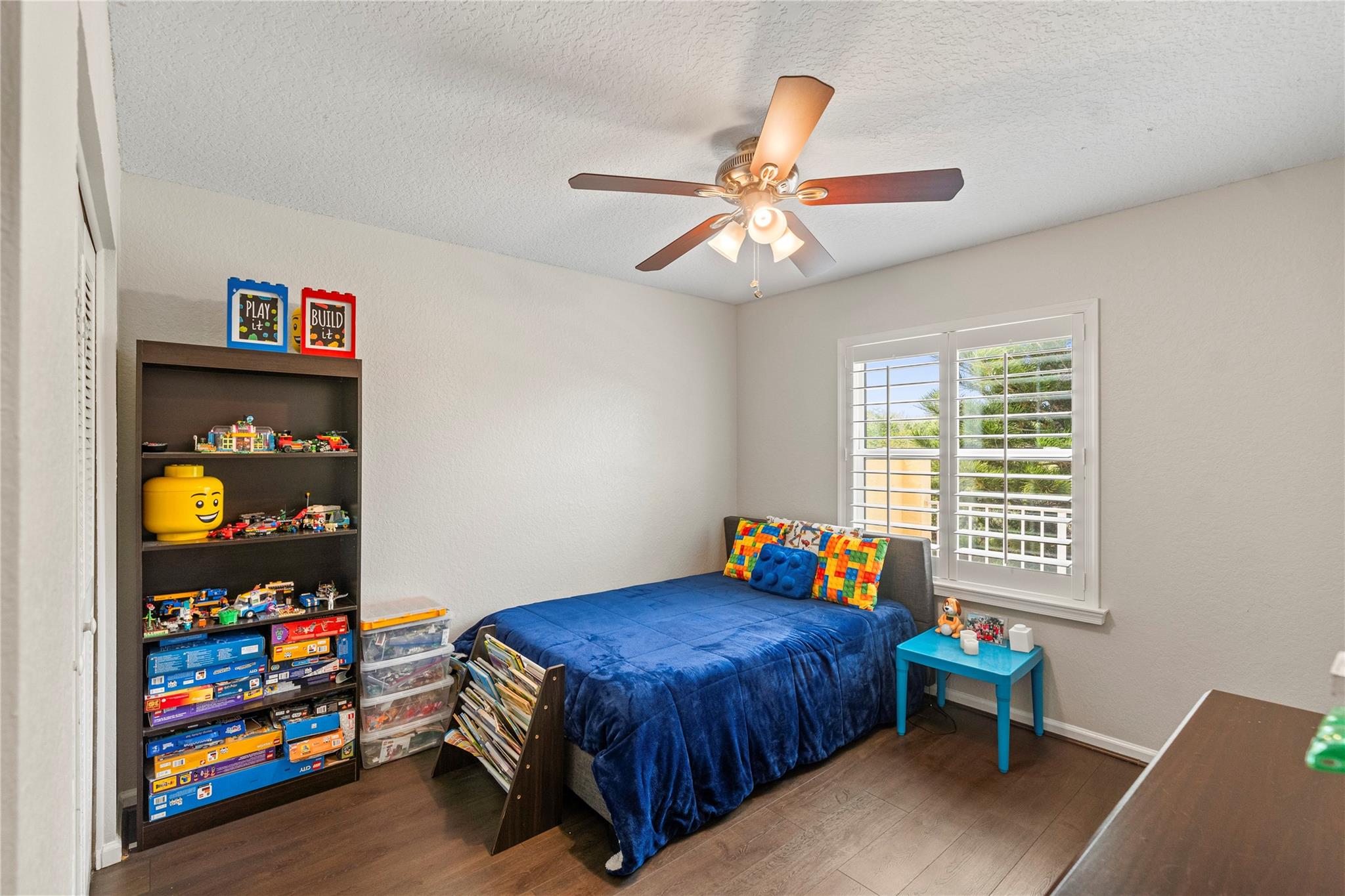 18082 Clear Brook Cir