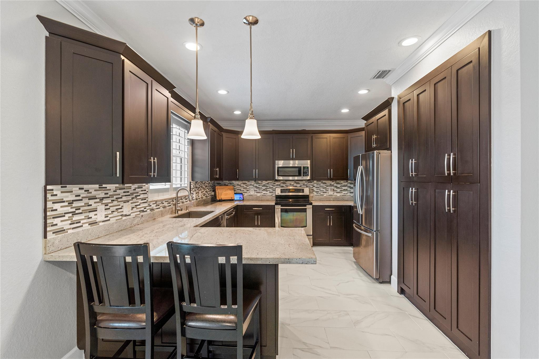 18082 Clear Brook Cir