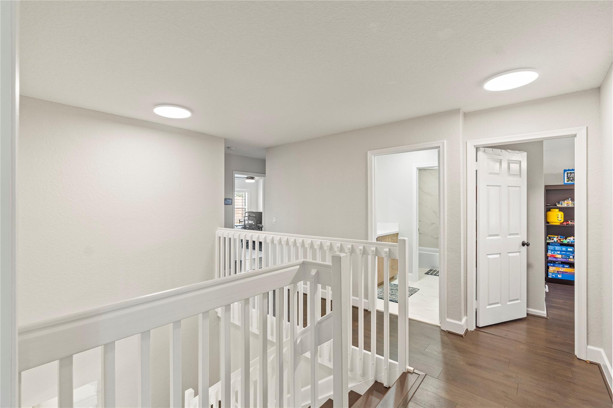 18082 Clear Brook Cir