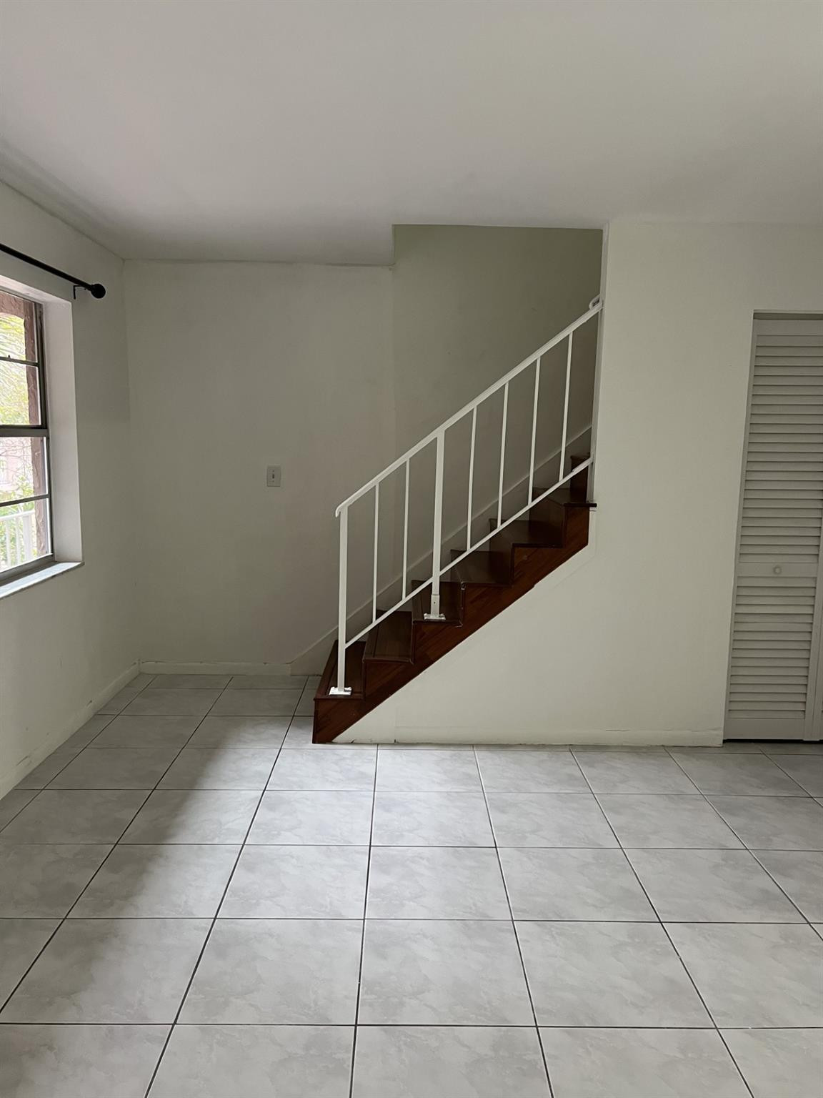 1100 SE 4th Ave 26