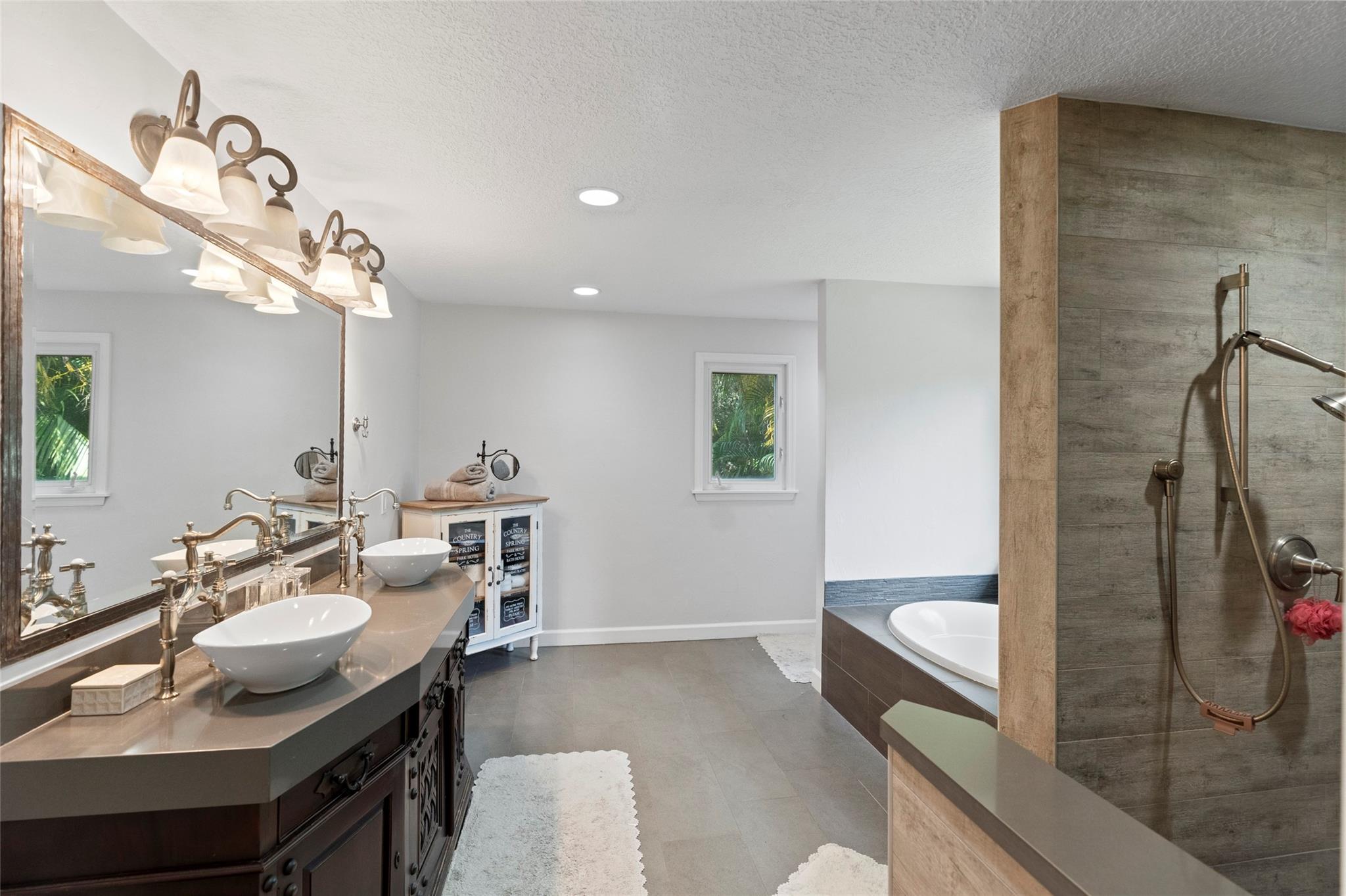 11331 Sundance Ln