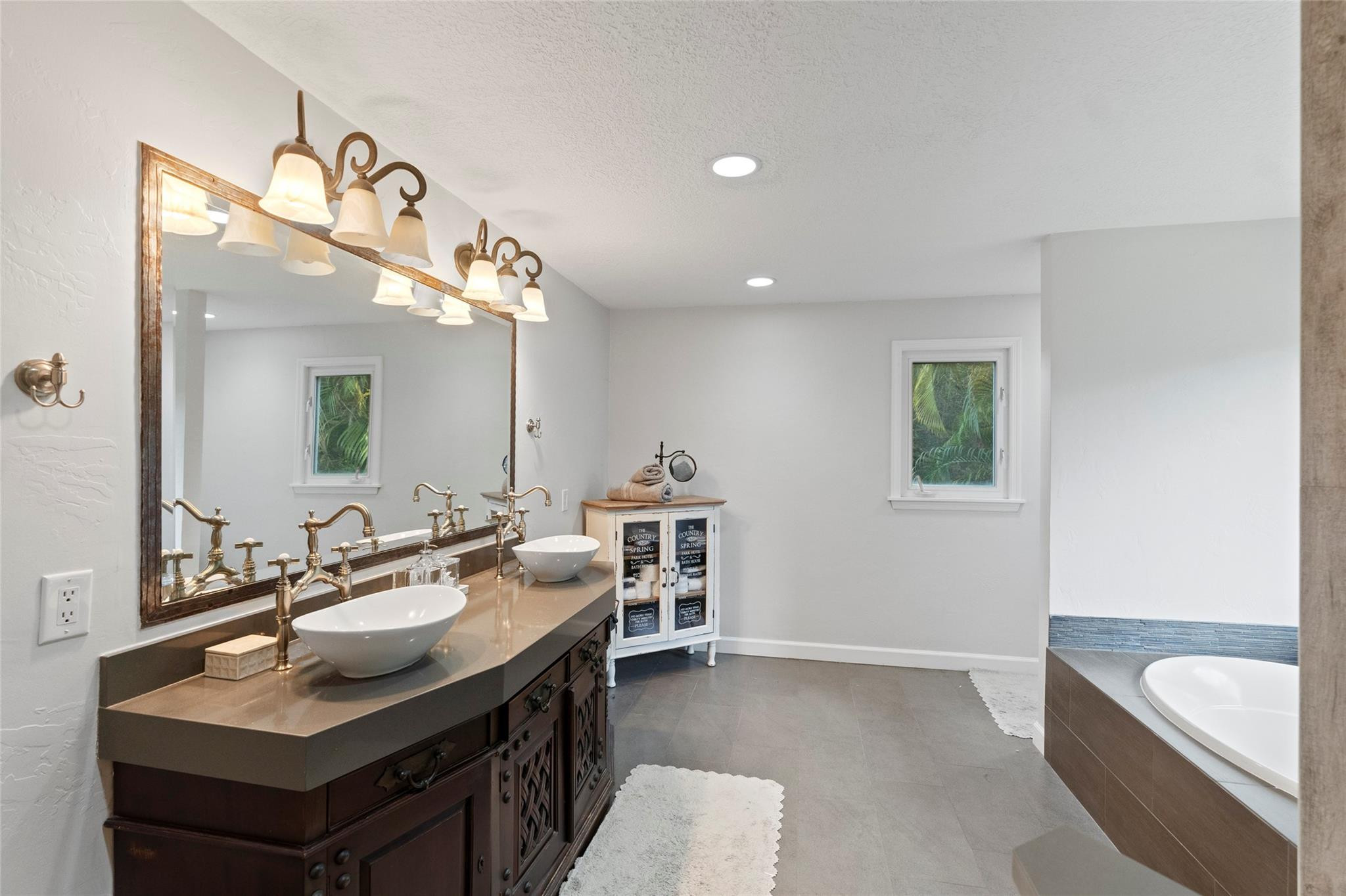 11331 Sundance Ln
