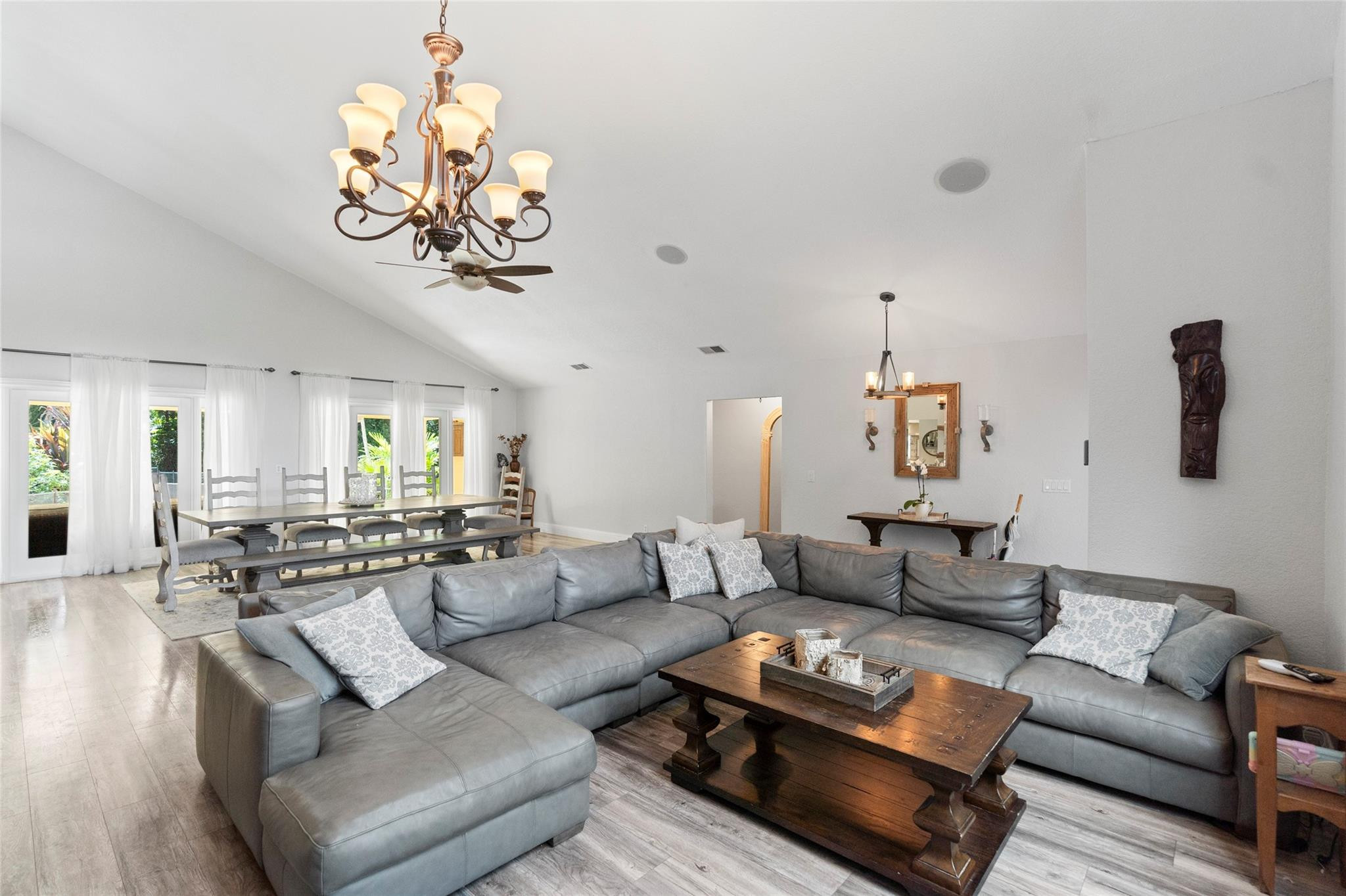 11331 Sundance Ln