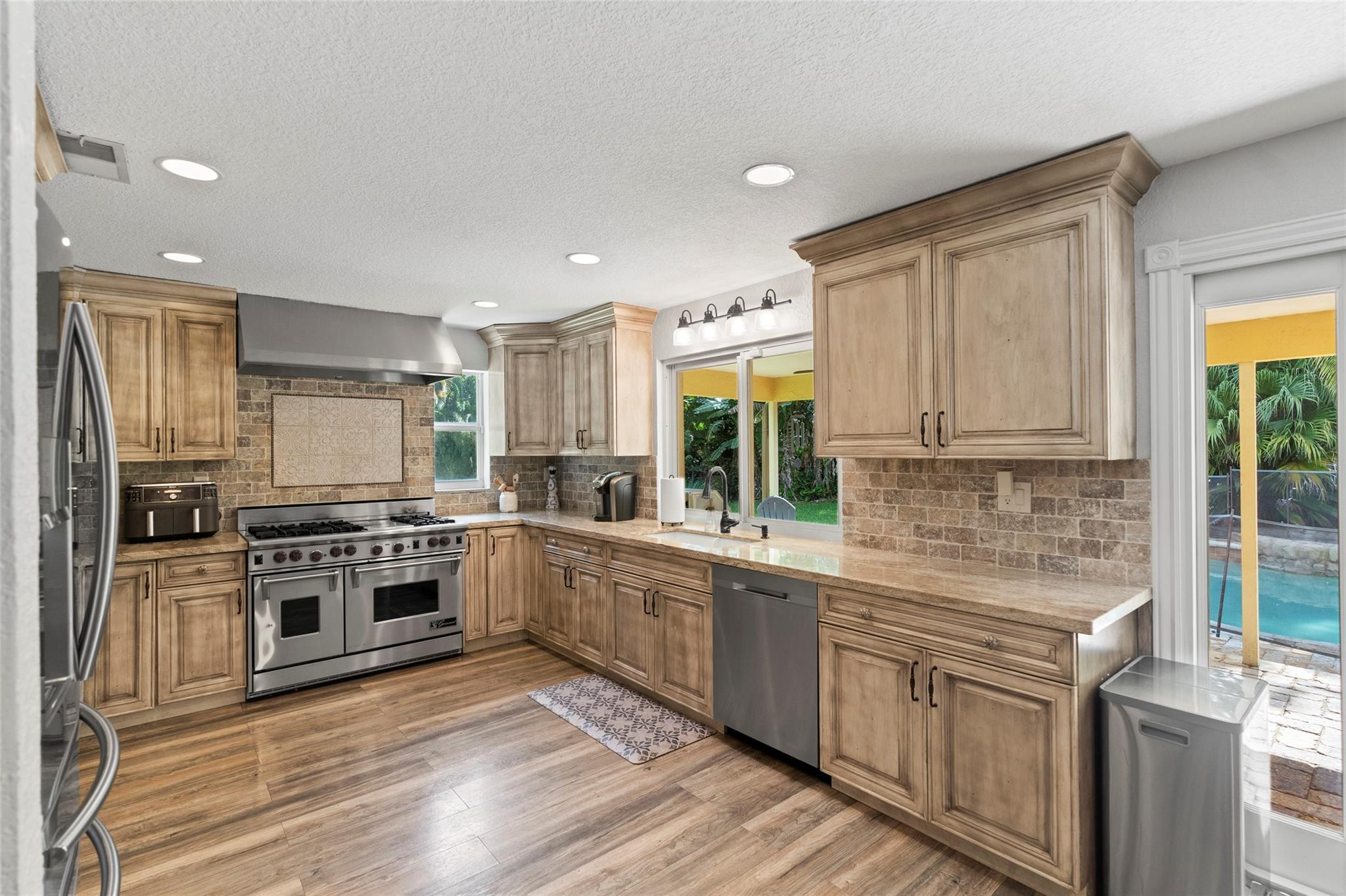 11331 Sundance Ln