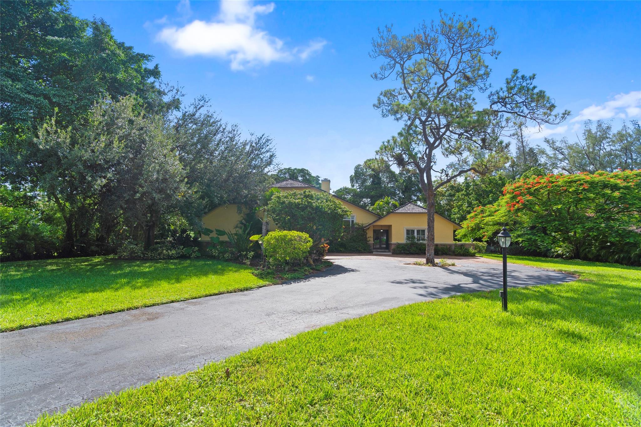 11331 Sundance Ln