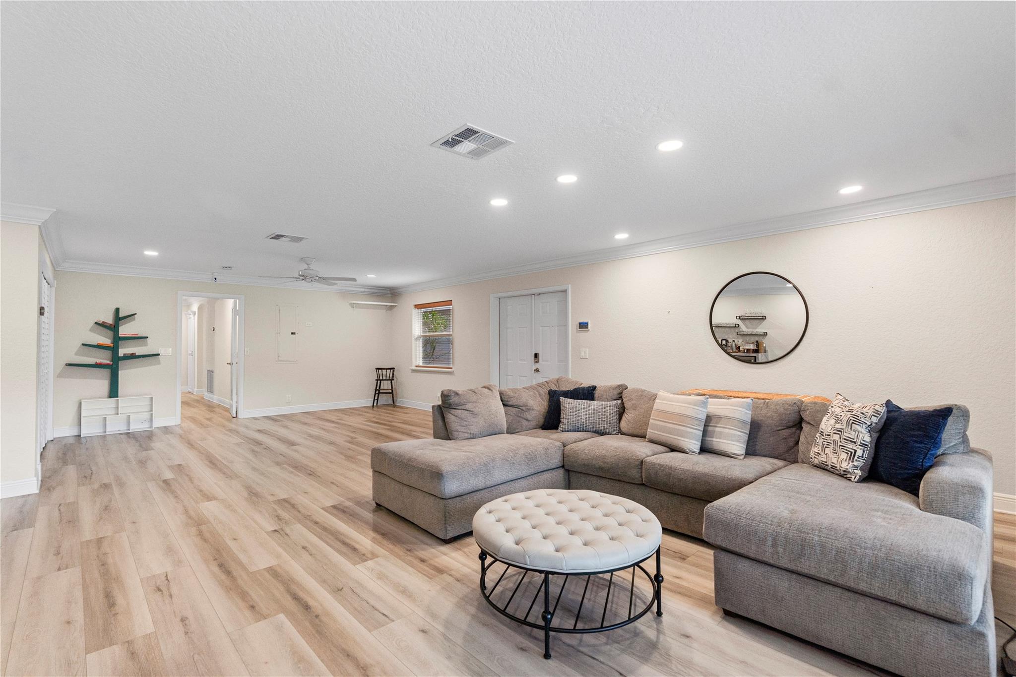 11391 Sundance Ln