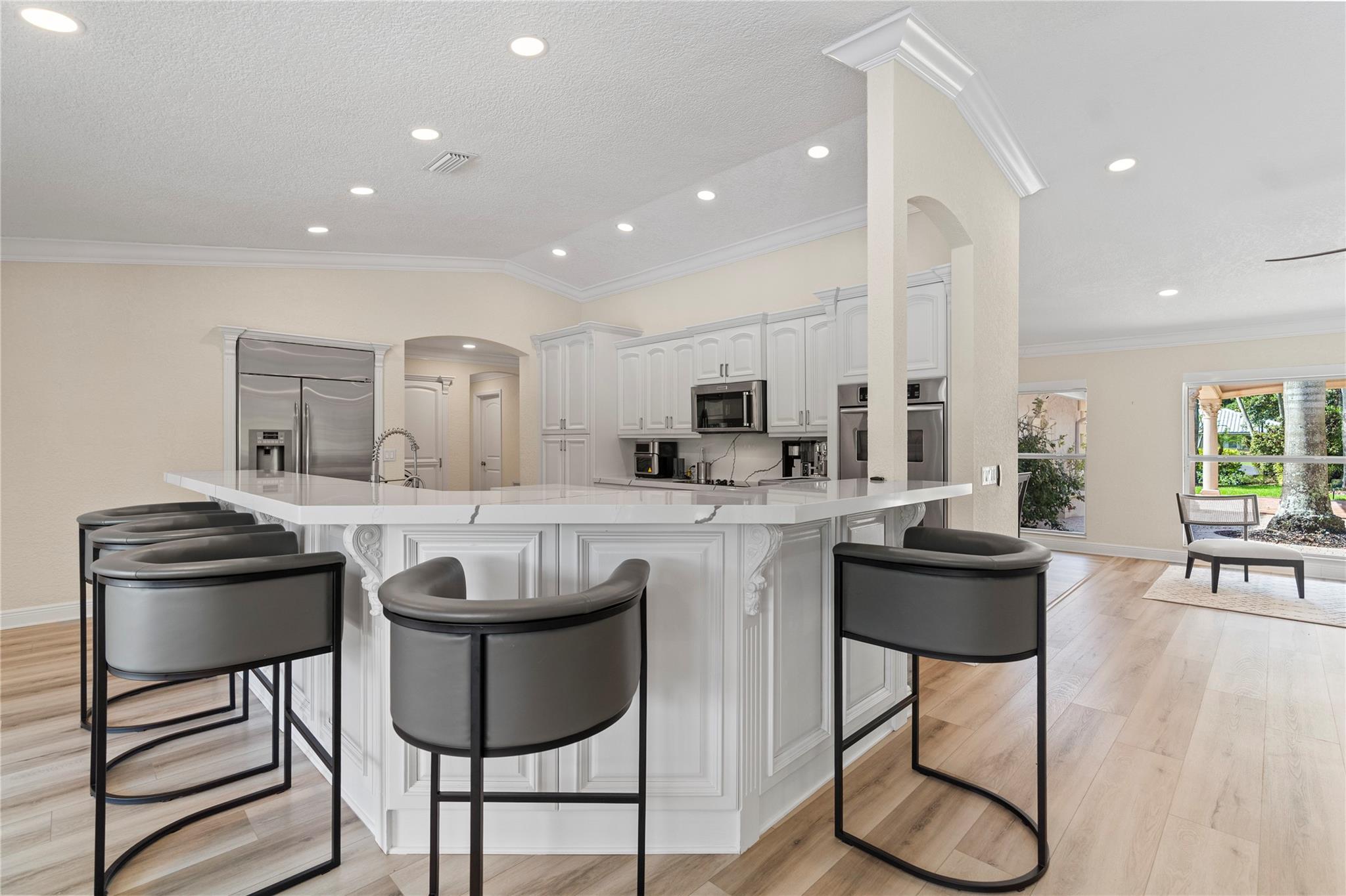 11391 Sundance Ln