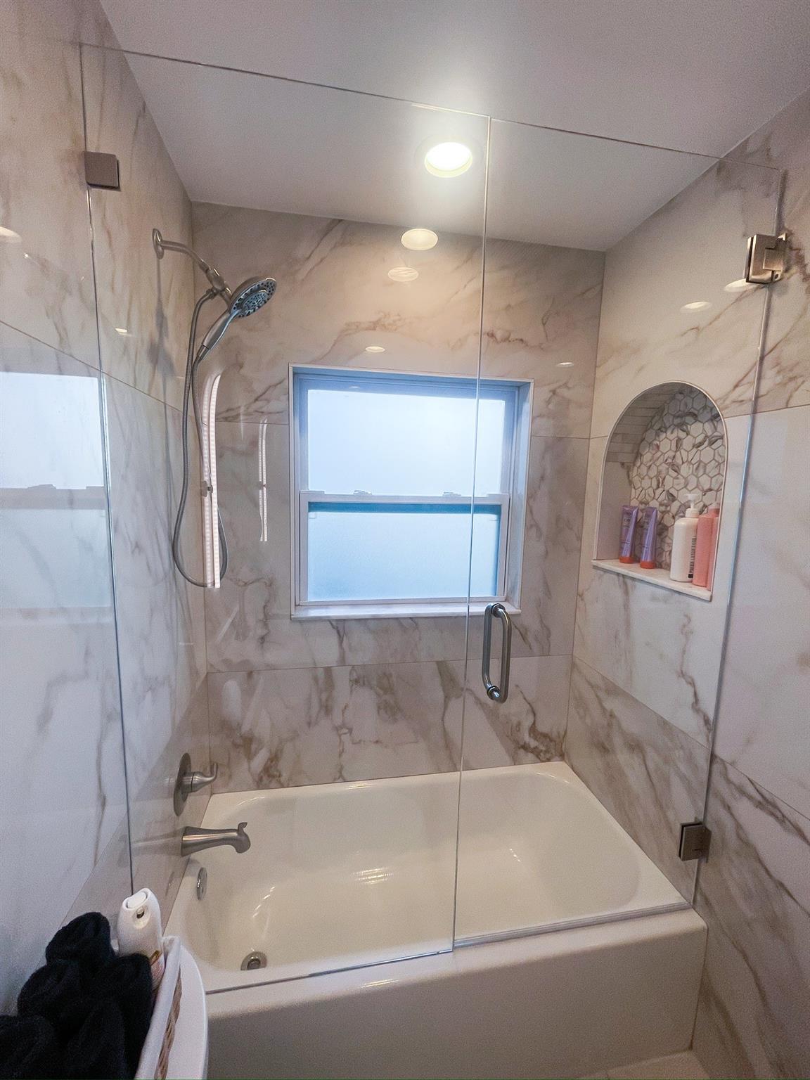 1605 Nanette Ct