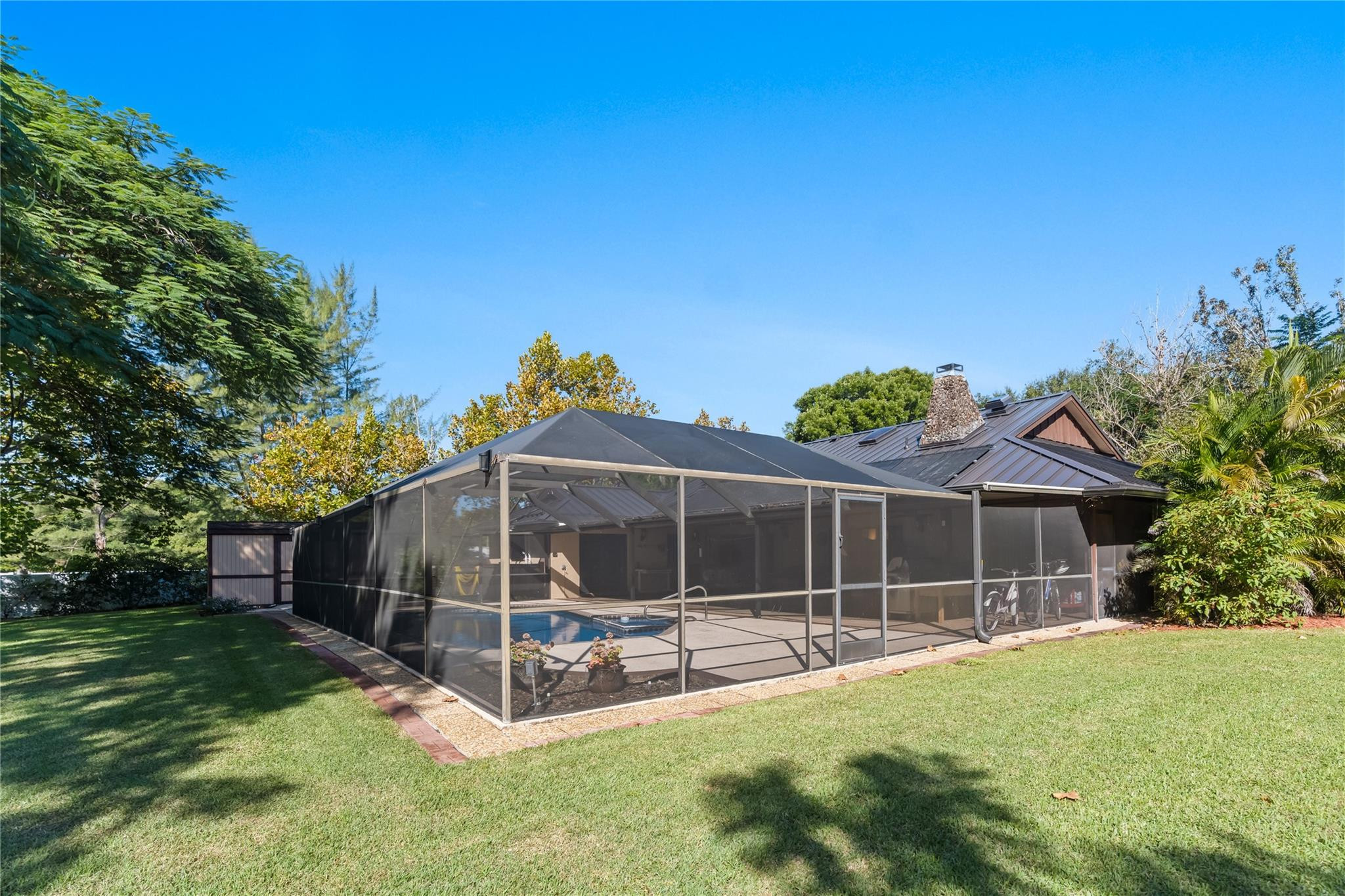 11326 Sundance Ln