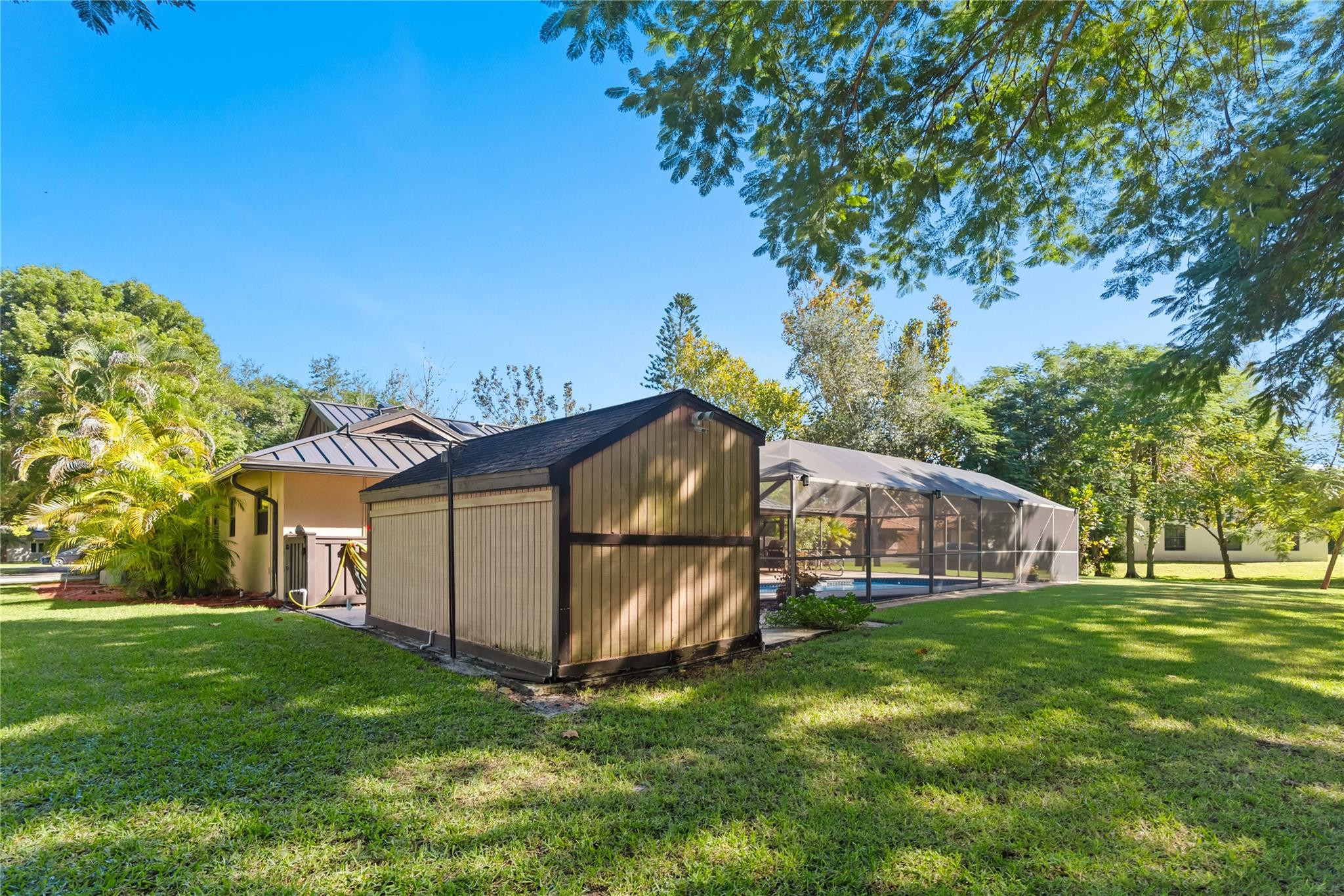 11326 Sundance Ln
