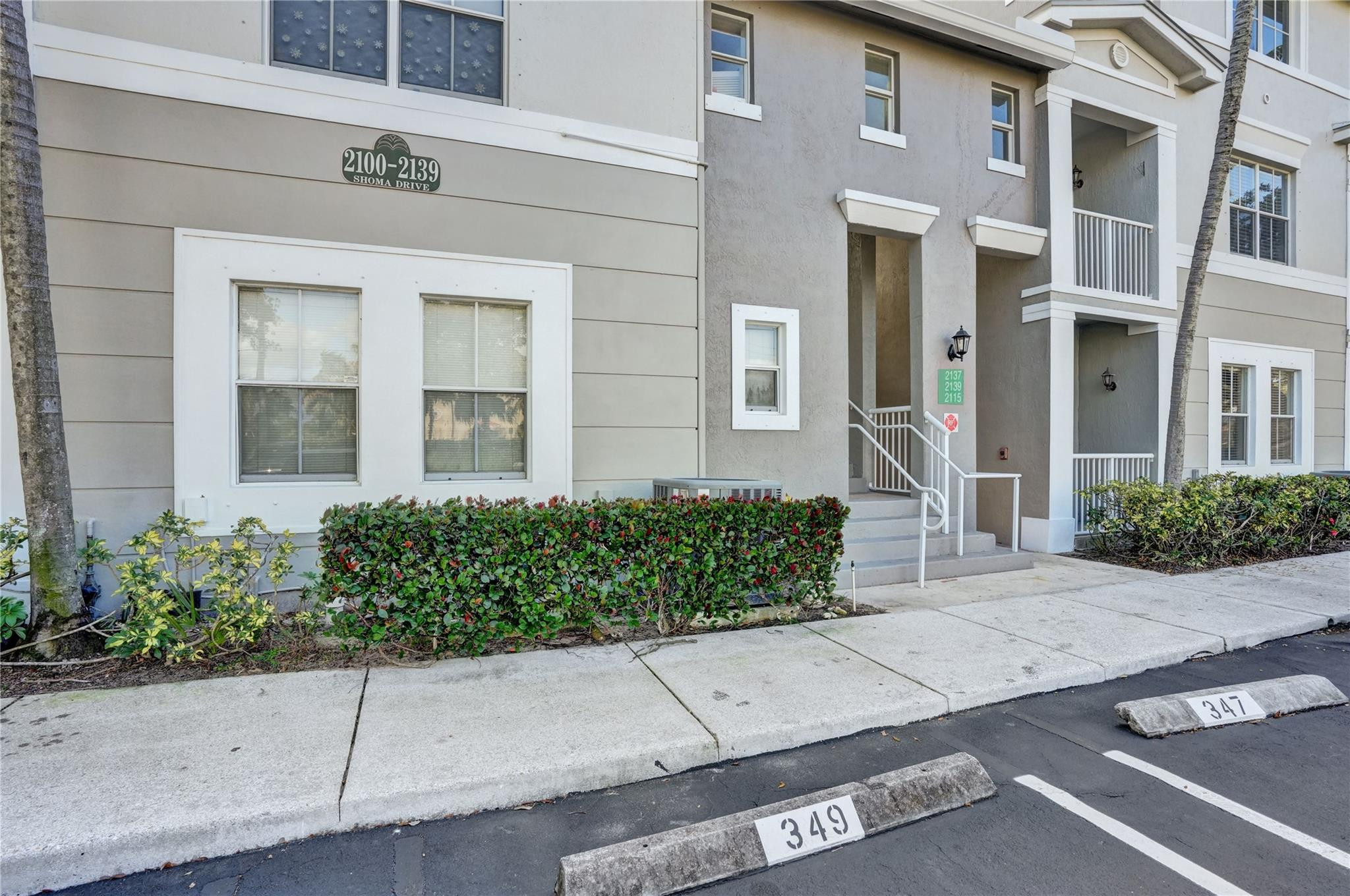 2137 Shoma Drive 156 Bldg 17