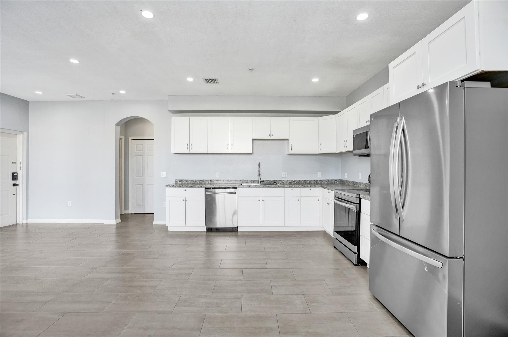 2137 Shoma Drive 156 Bldg 17