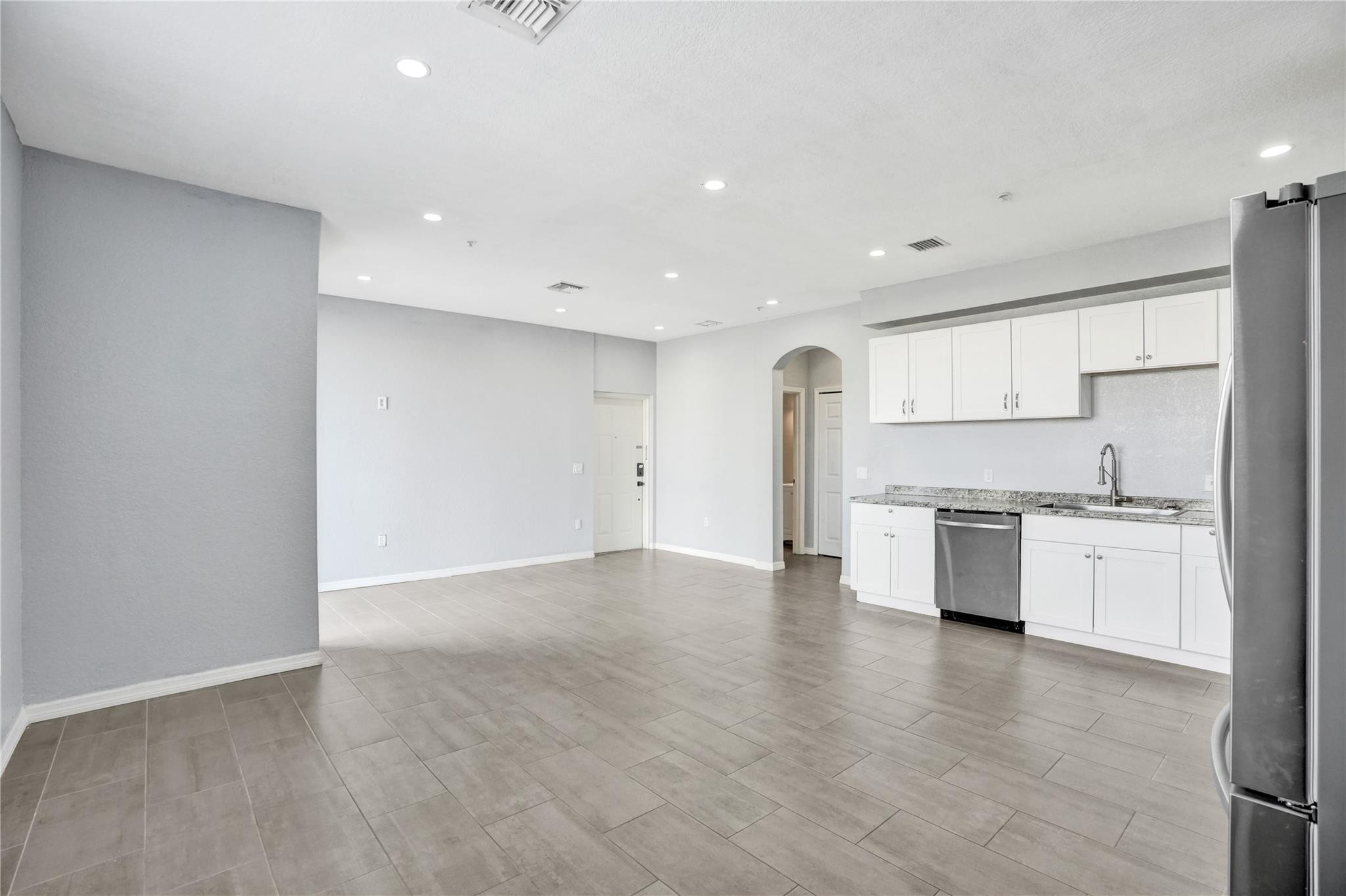 2137 Shoma Drive 156 Bldg 17